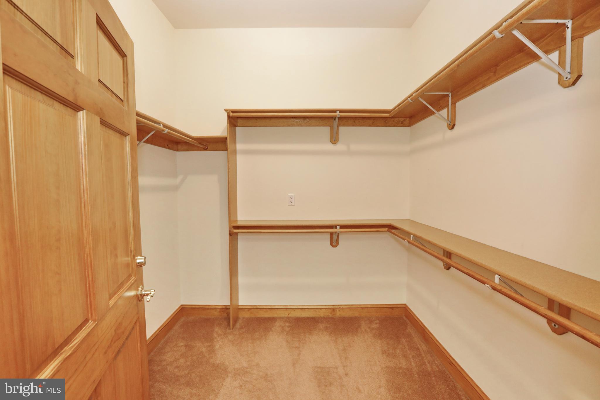 APPLE GROVE ESTATES - Residential