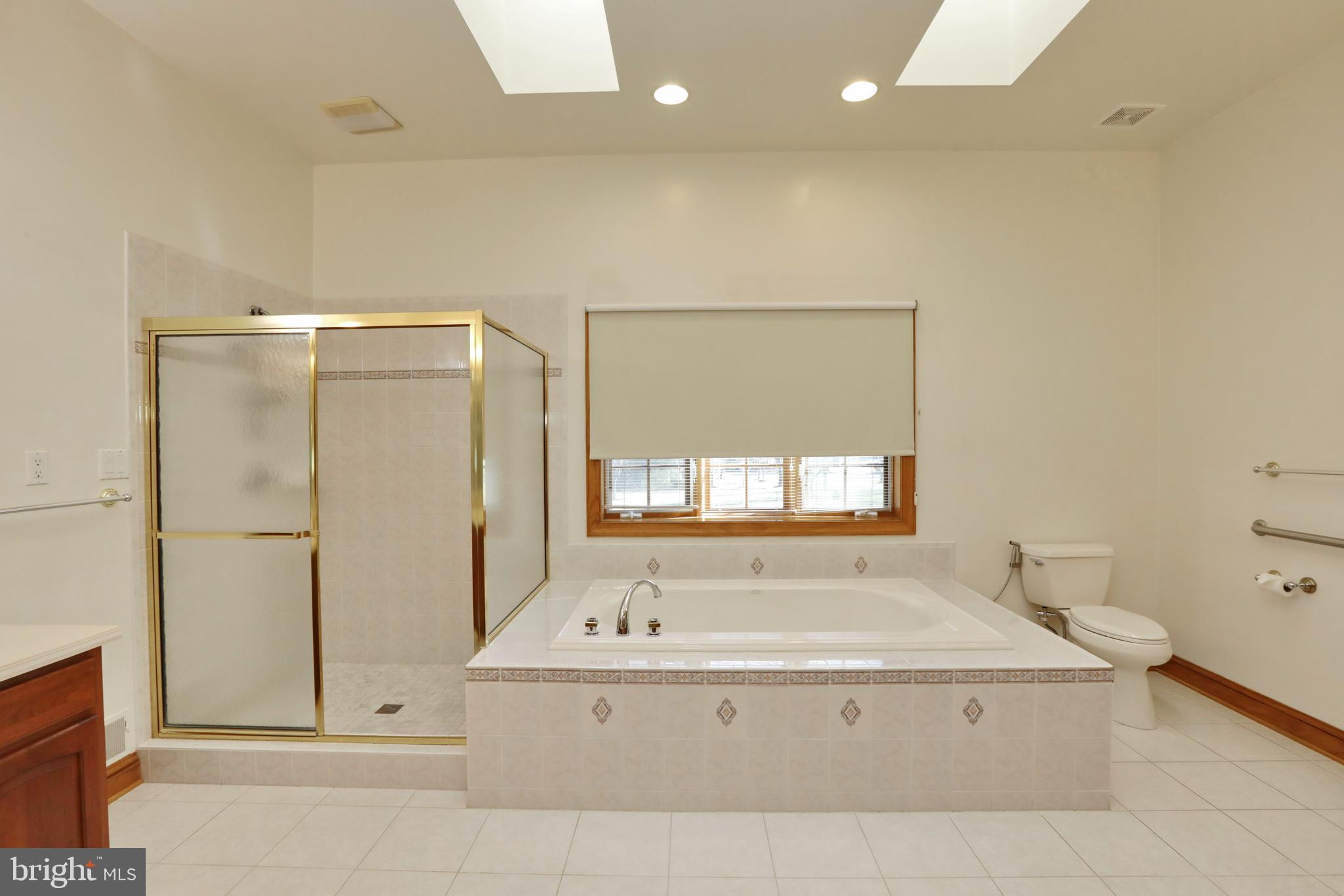 APPLE GROVE ESTATES - Residential