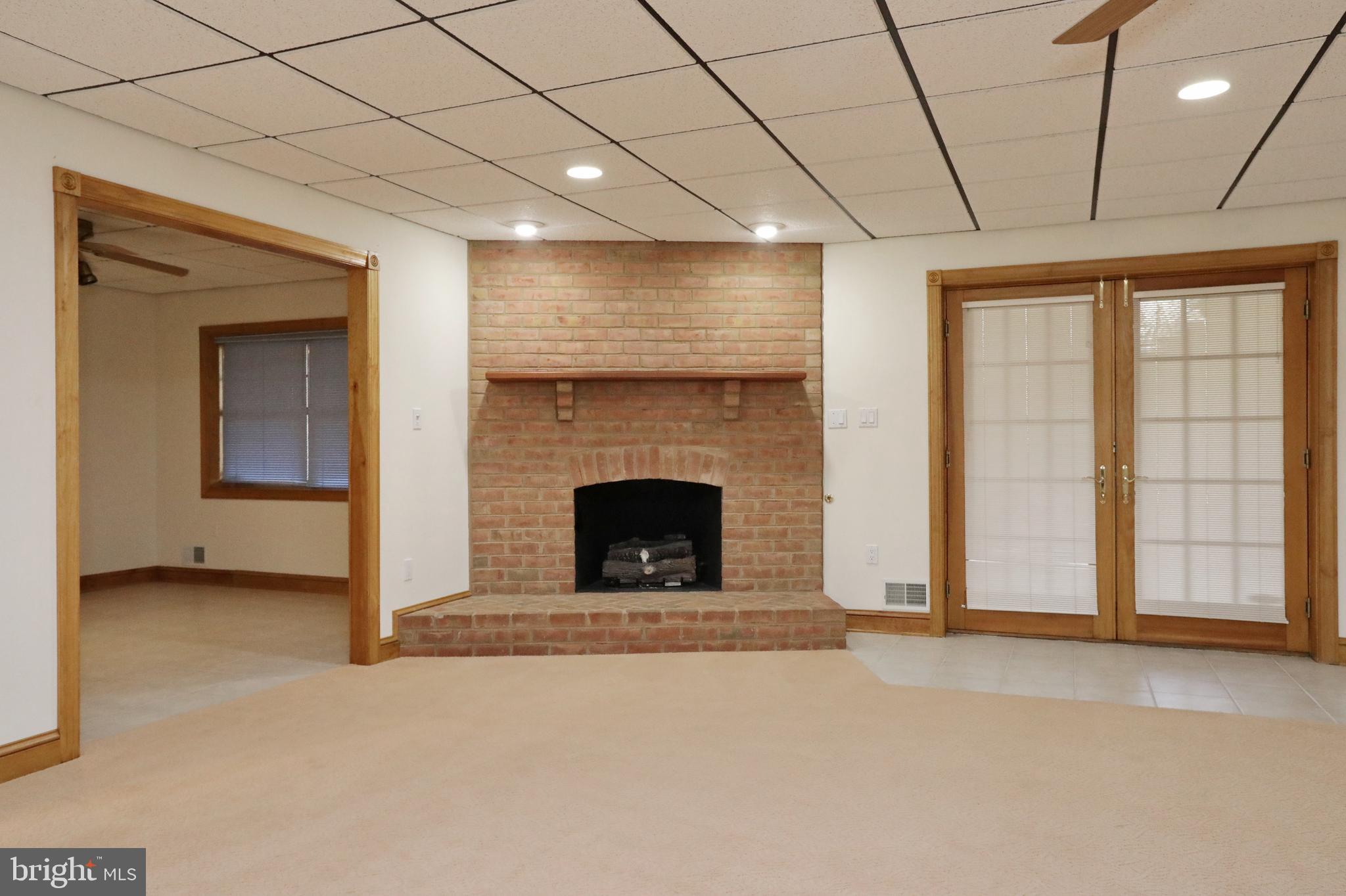 APPLE GROVE ESTATES - Residential