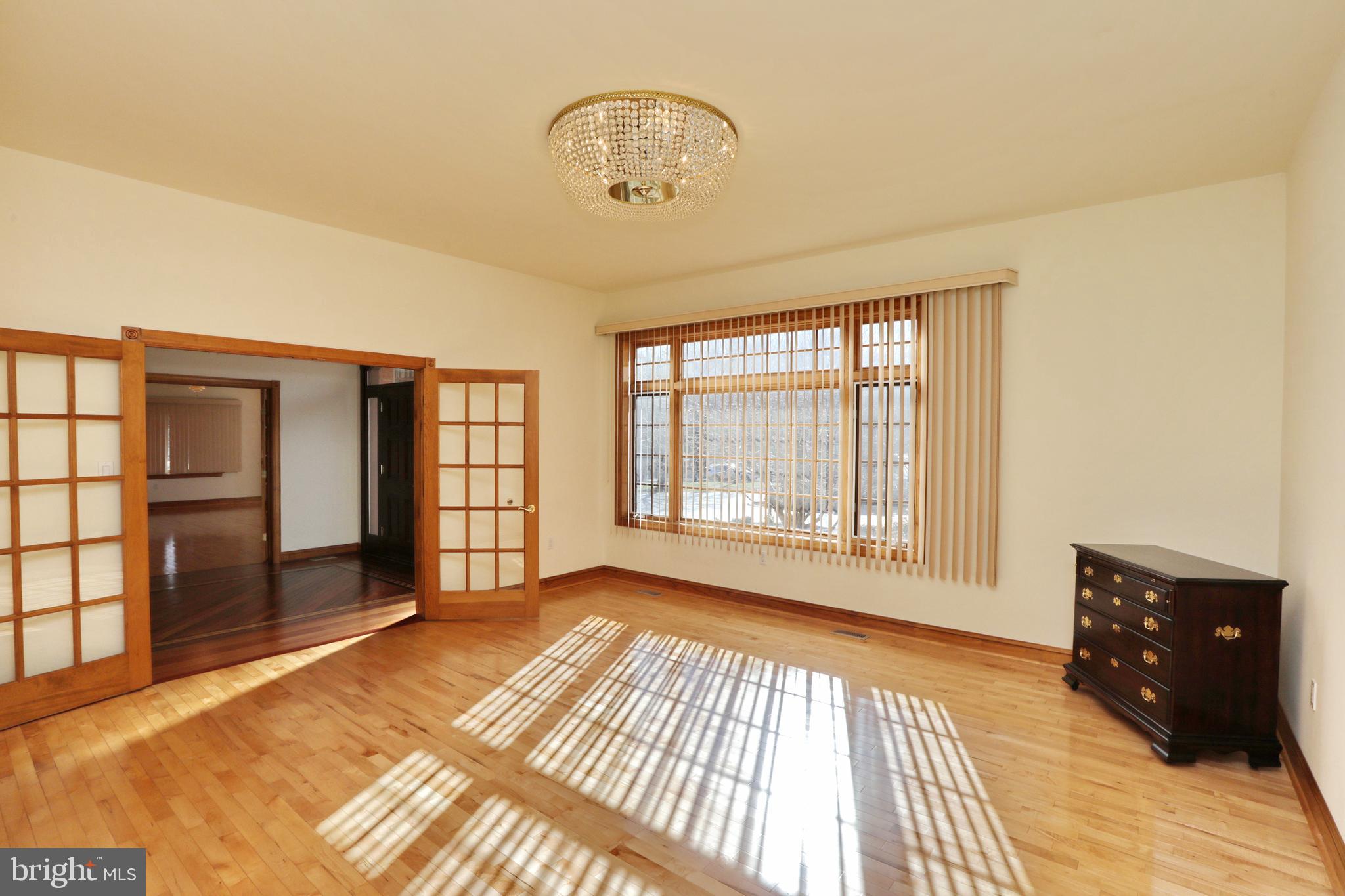 APPLE GROVE ESTATES - Residential