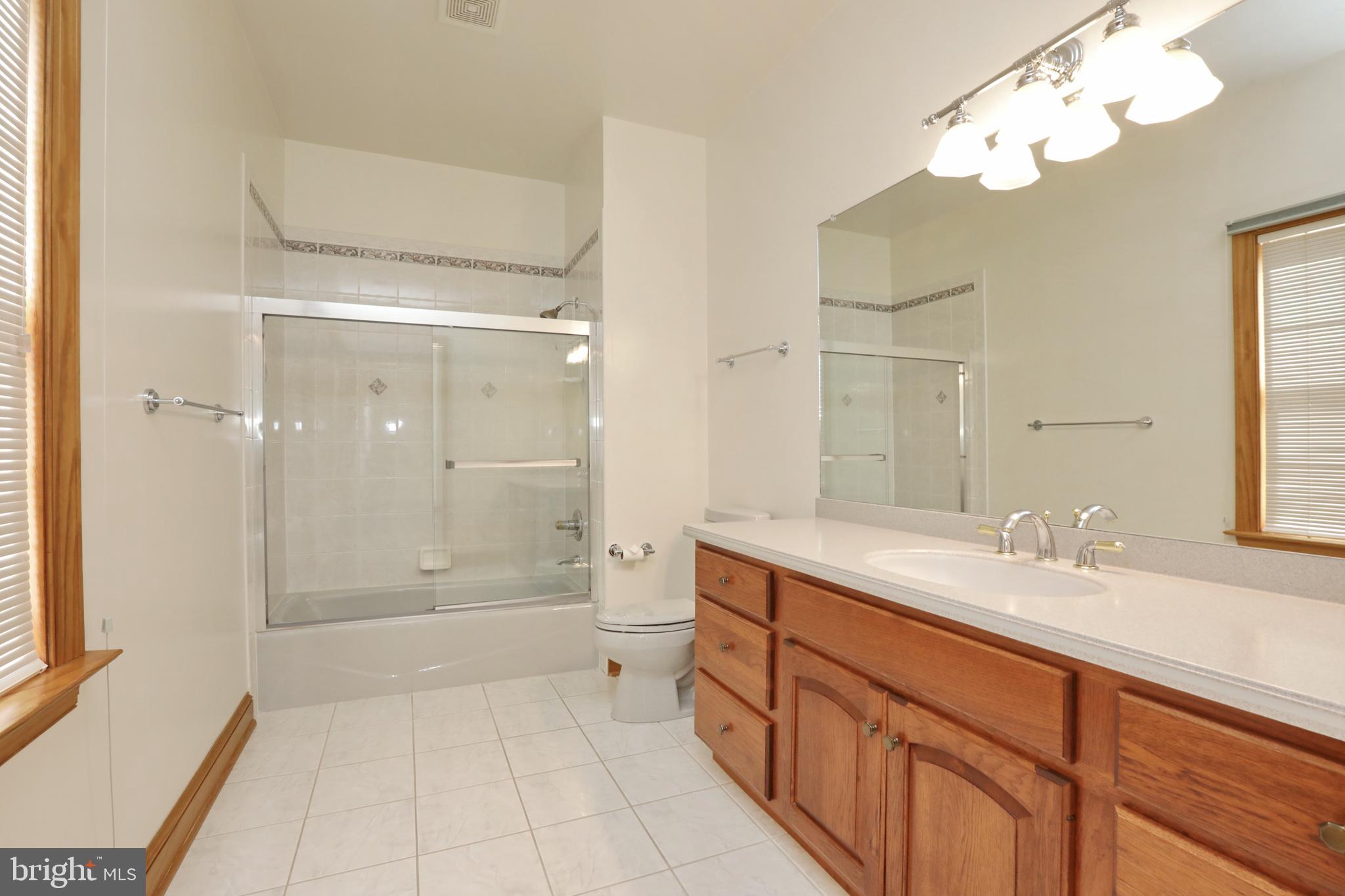 APPLE GROVE ESTATES - Residential