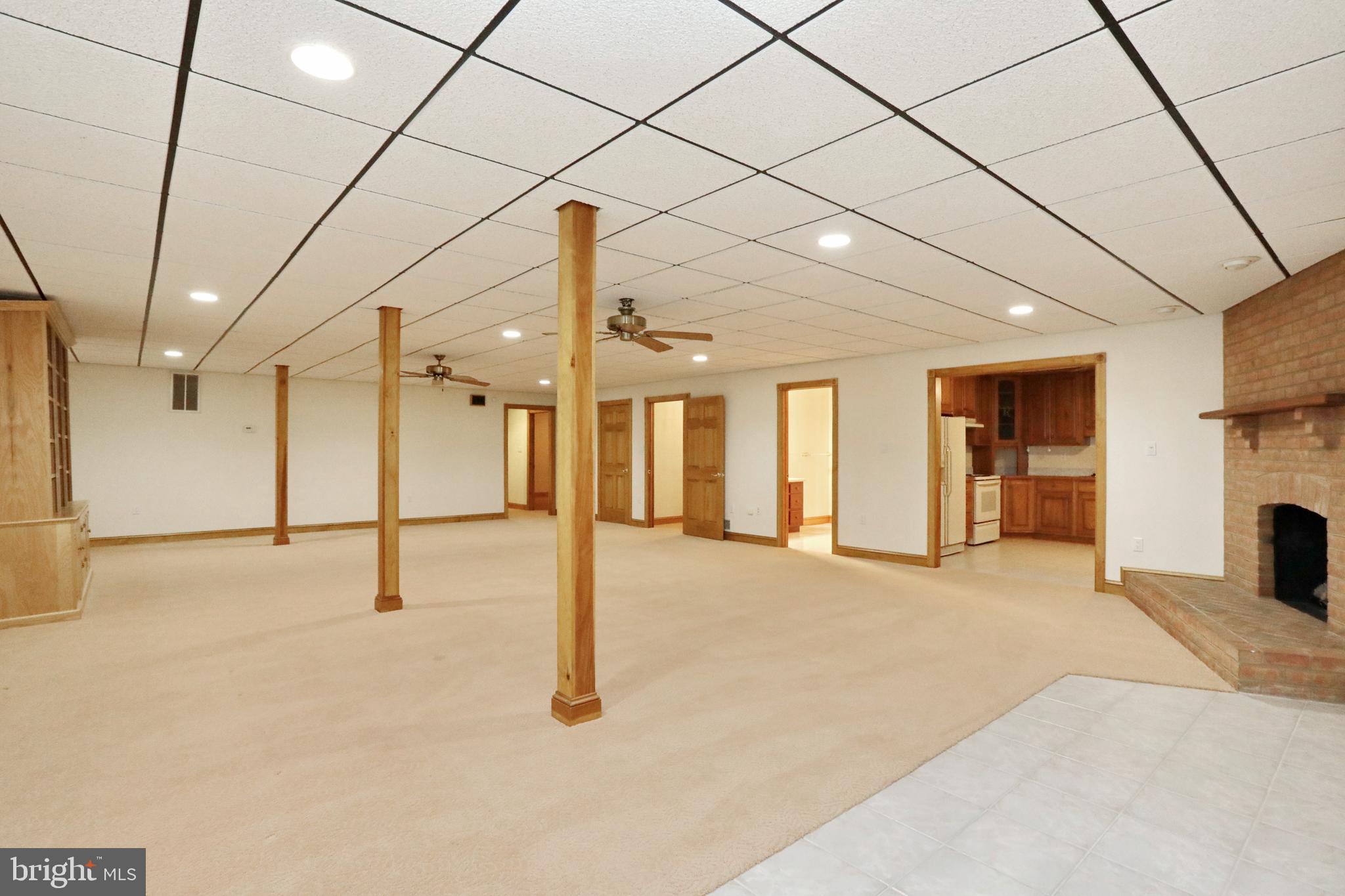 APPLE GROVE ESTATES - Residential