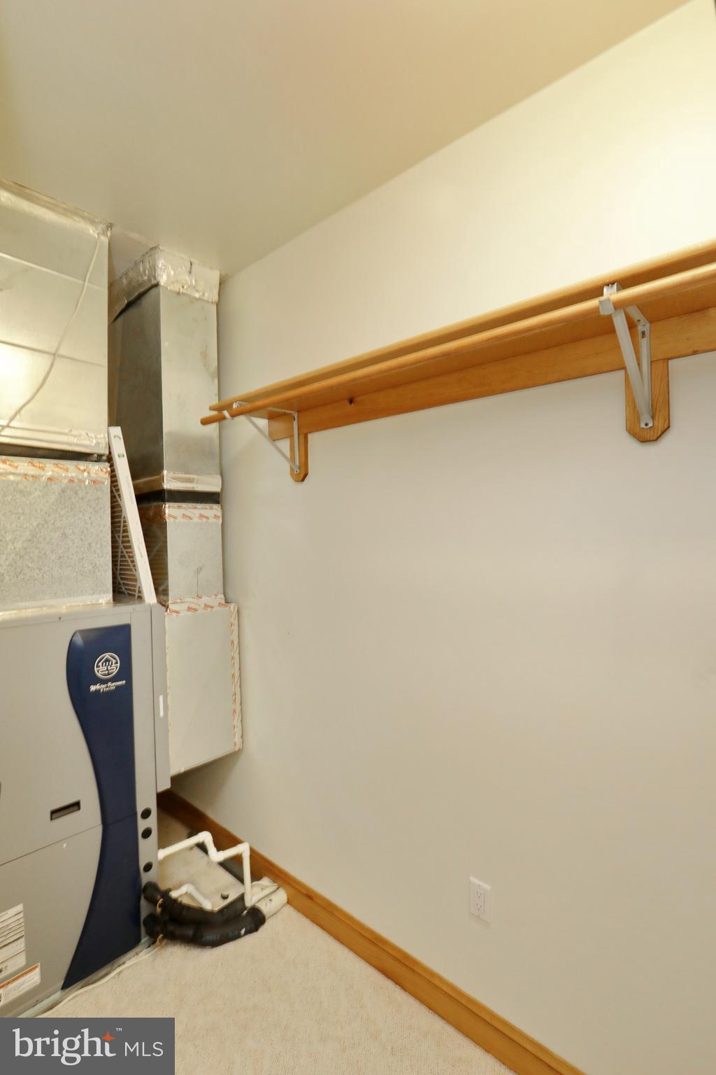 APPLE GROVE ESTATES - Residential