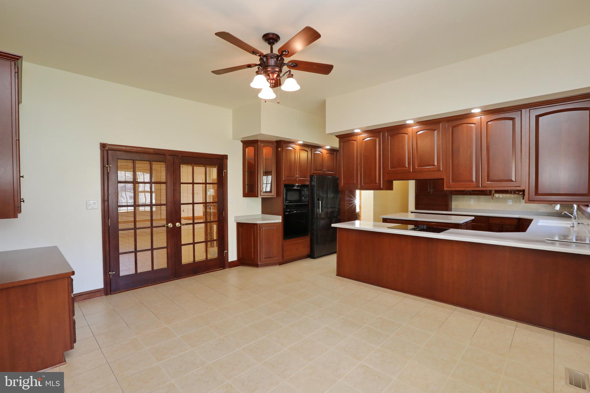 APPLE GROVE ESTATES - Residential