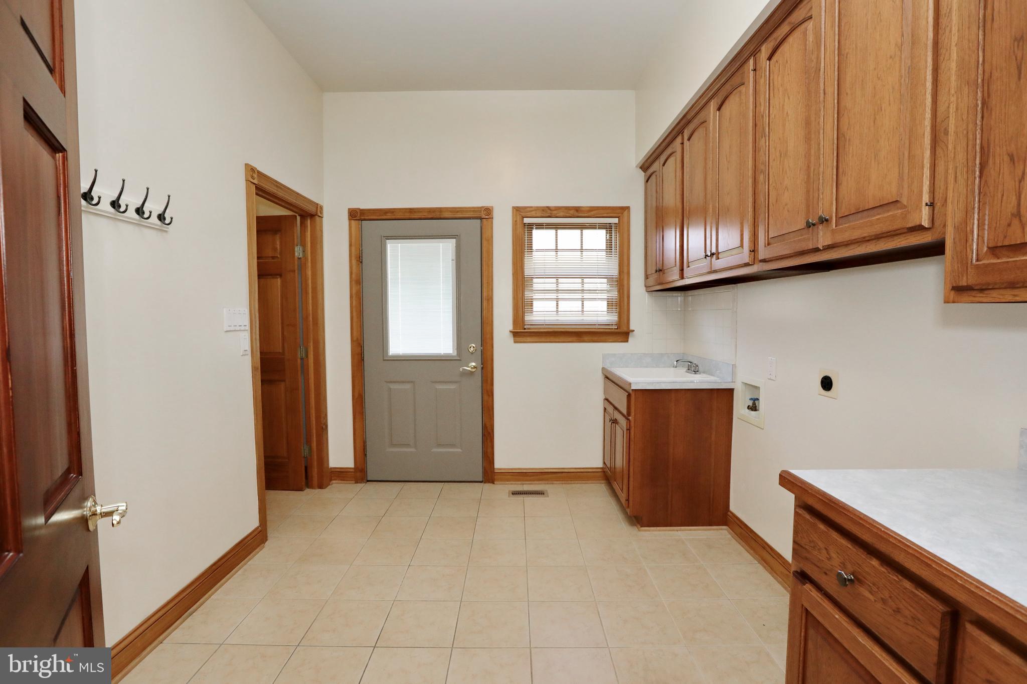 APPLE GROVE ESTATES - Residential