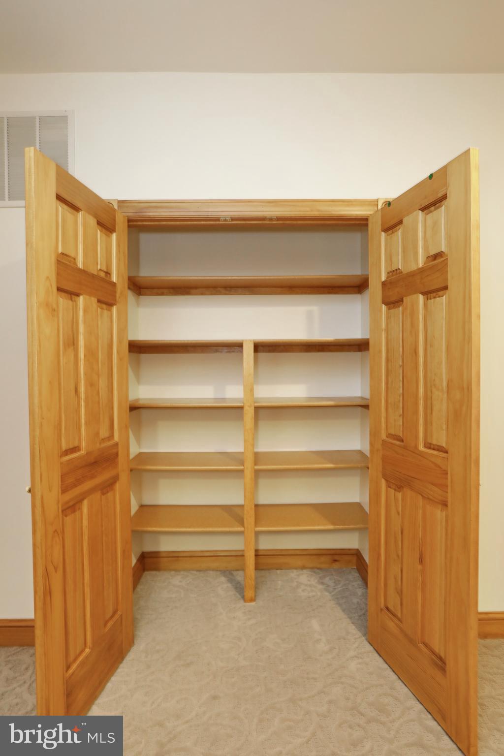 APPLE GROVE ESTATES - Residential