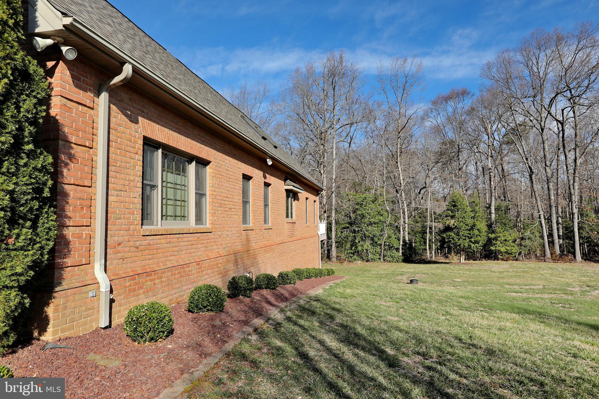 APPLE GROVE ESTATES - Residential