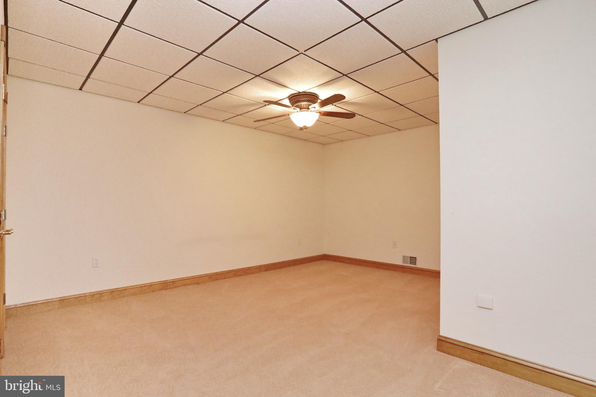 APPLE GROVE ESTATES - Residential