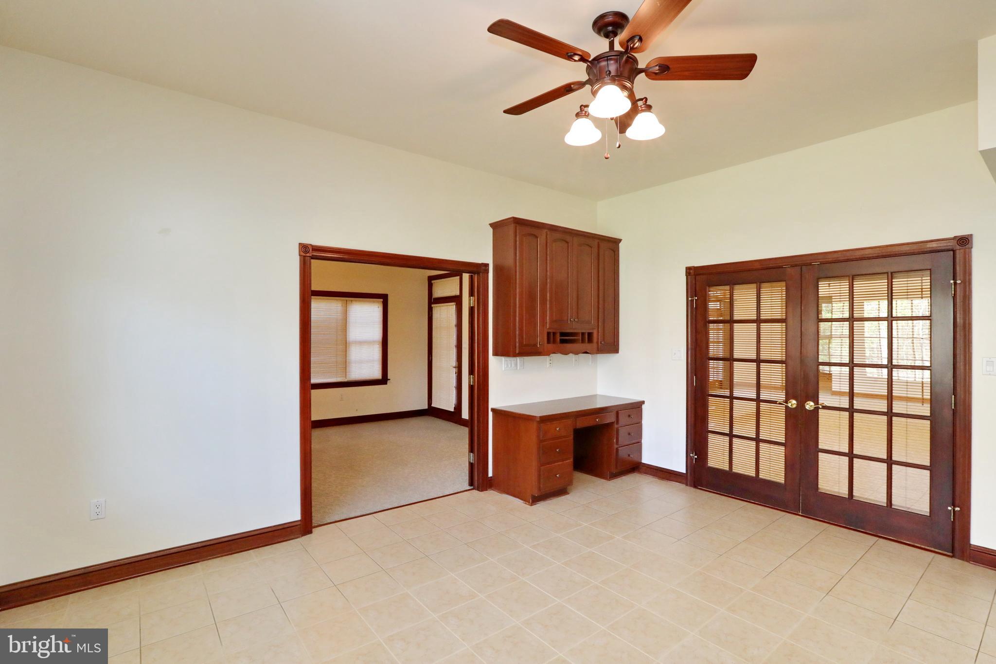 APPLE GROVE ESTATES - Residential