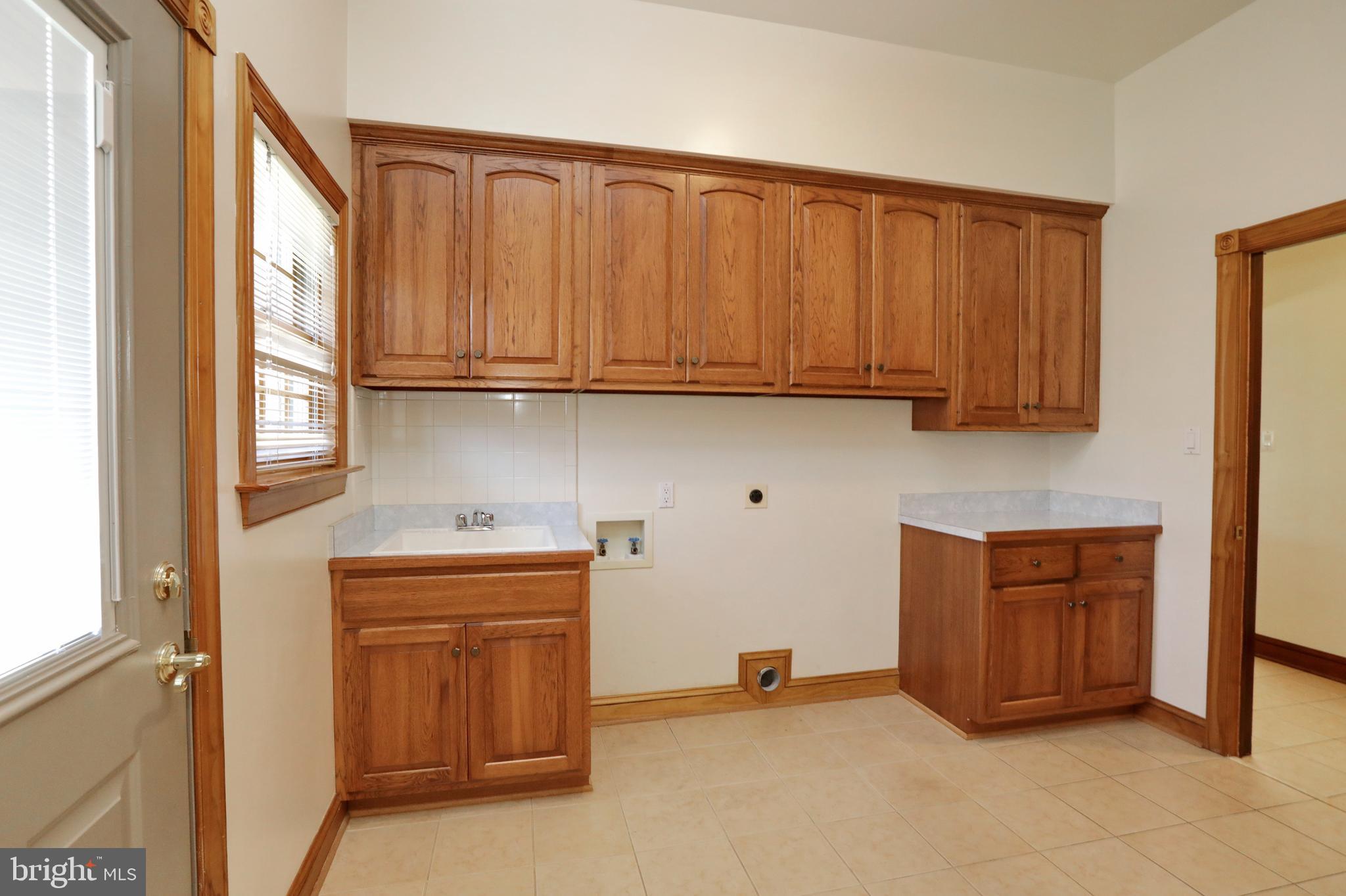 APPLE GROVE ESTATES - Residential