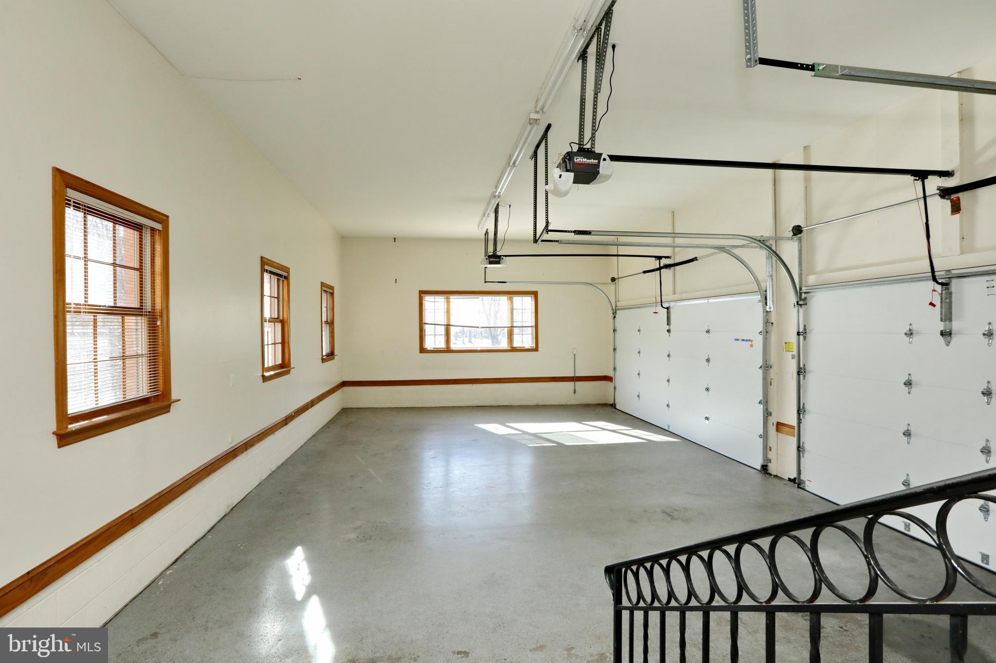 APPLE GROVE ESTATES - Residential