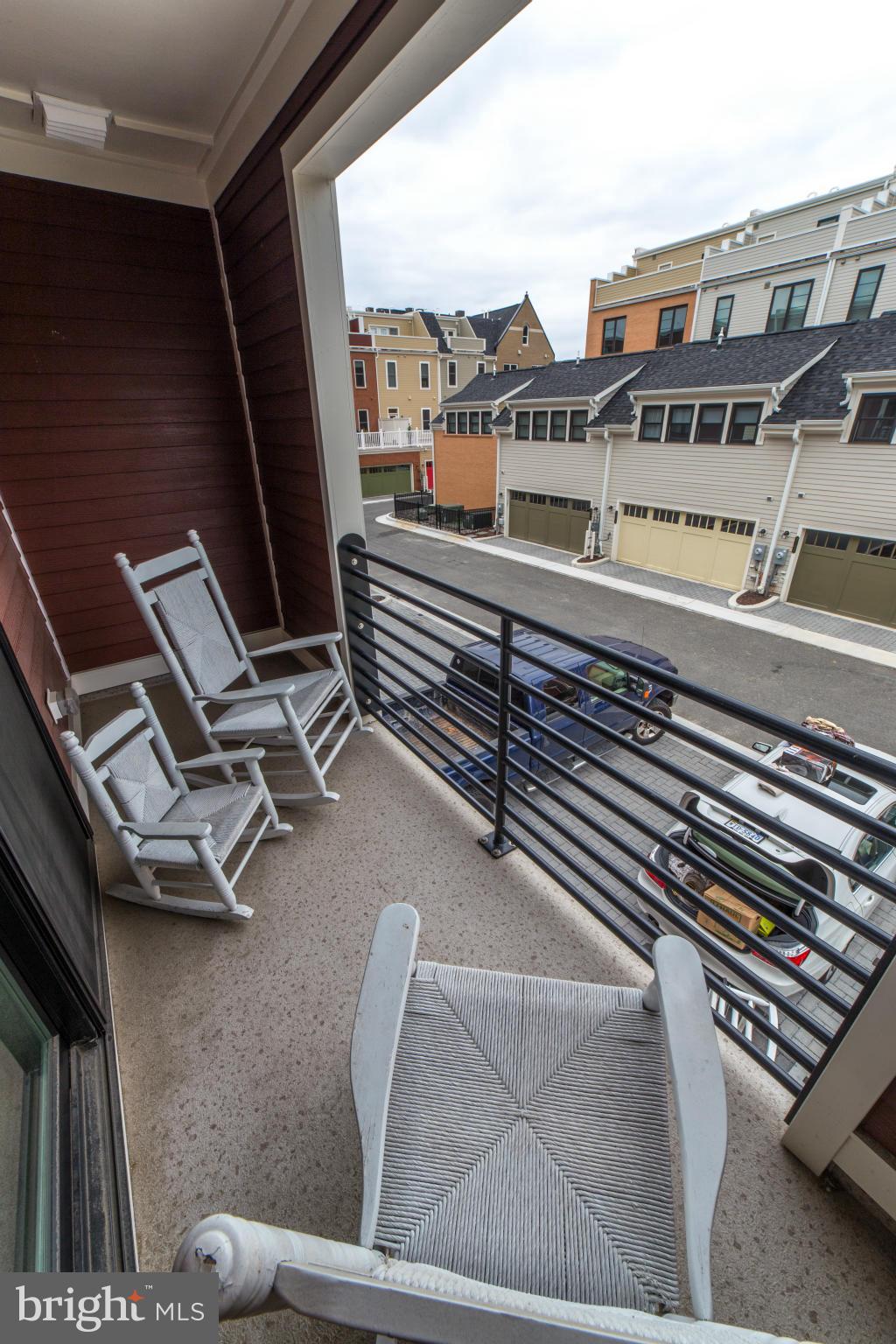 POTOMAC YARD - Residential Lease