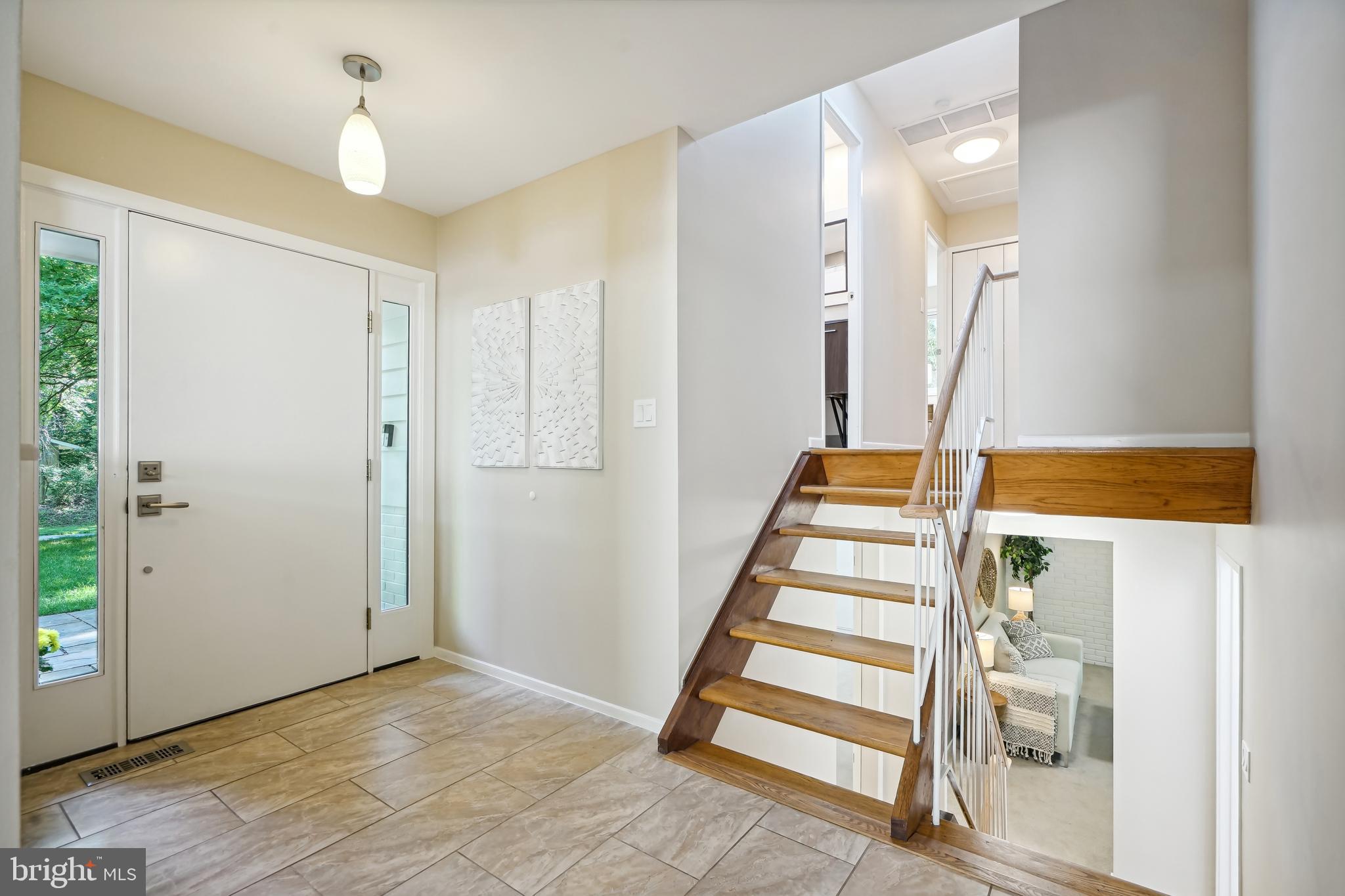 CARDEROCK SPRINGS - Residential