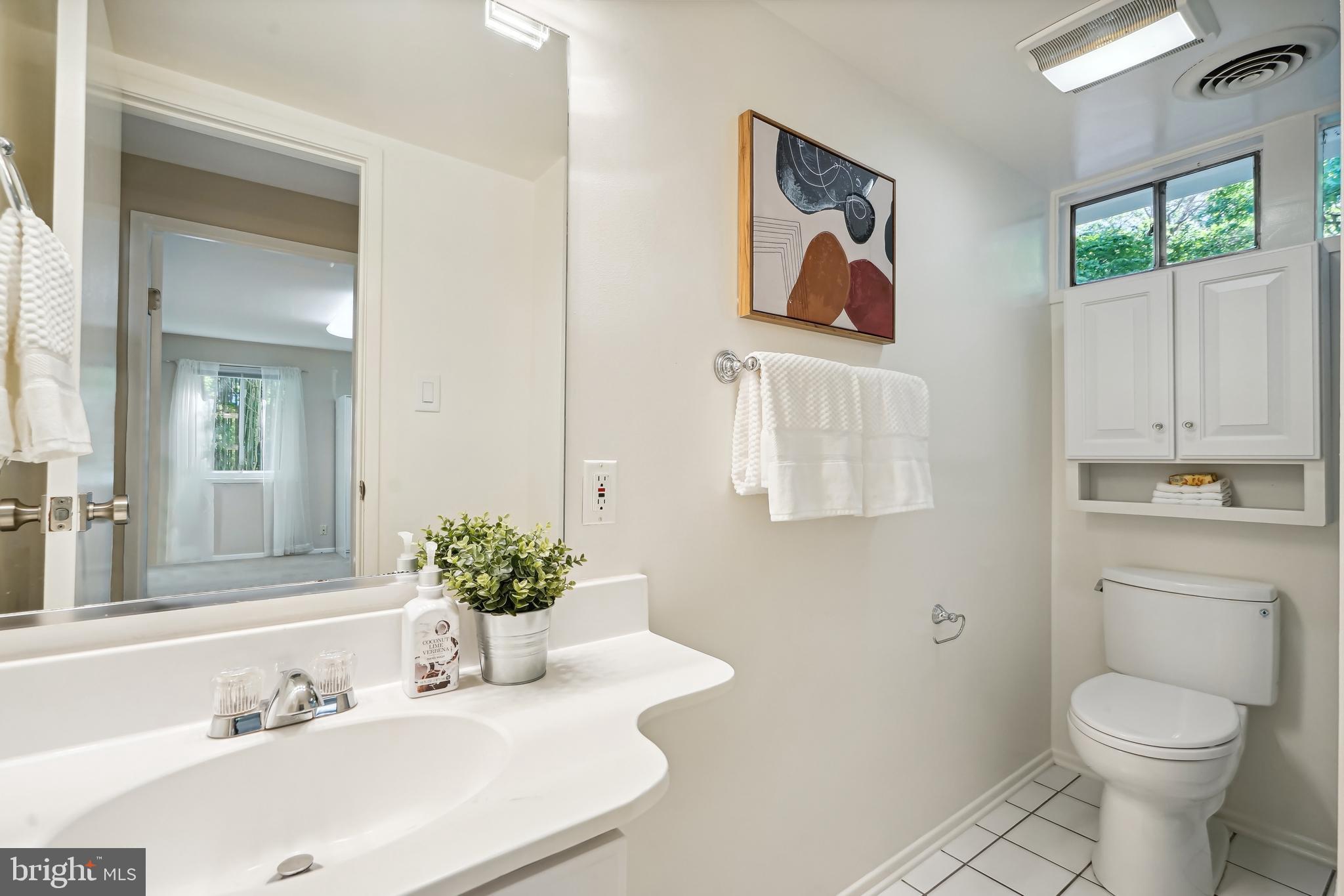 CARDEROCK SPRINGS - Residential