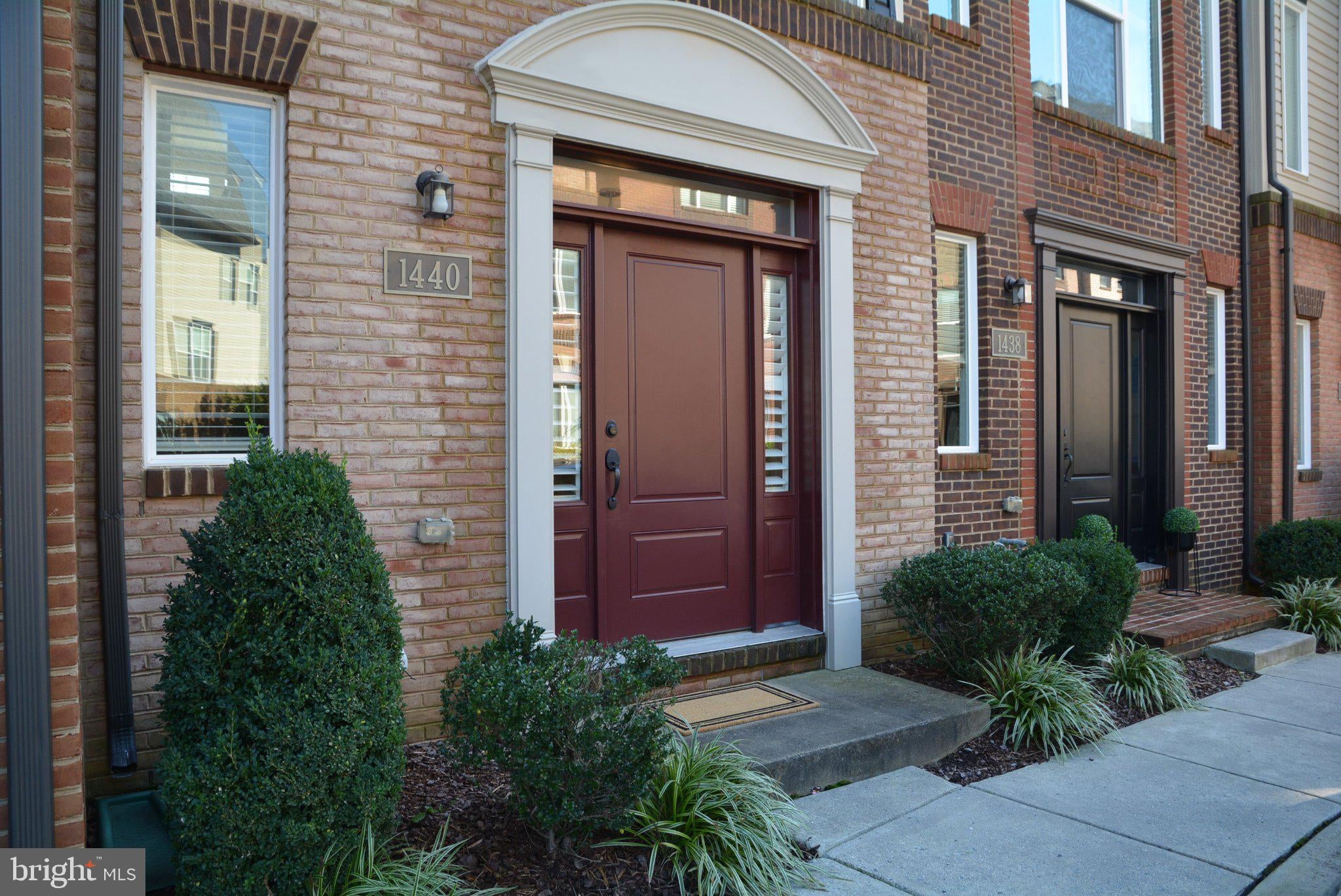 1440 TRAFALGAR LANE