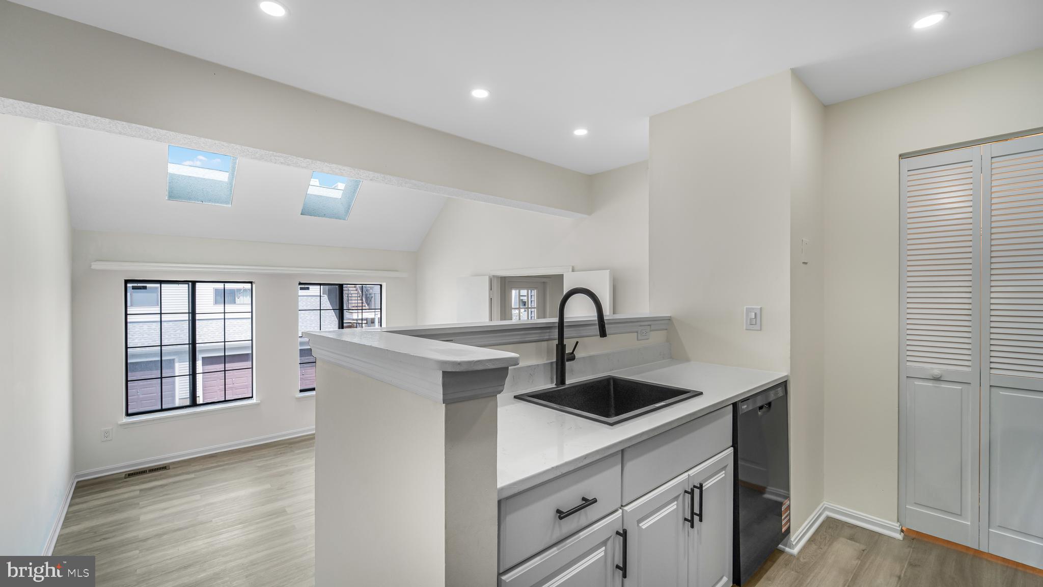 TIERS AT SILVER SPRING - Residential