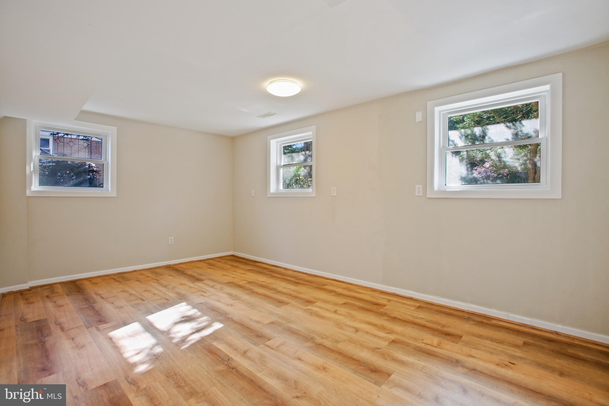 STRATFORD LANDING - Residential