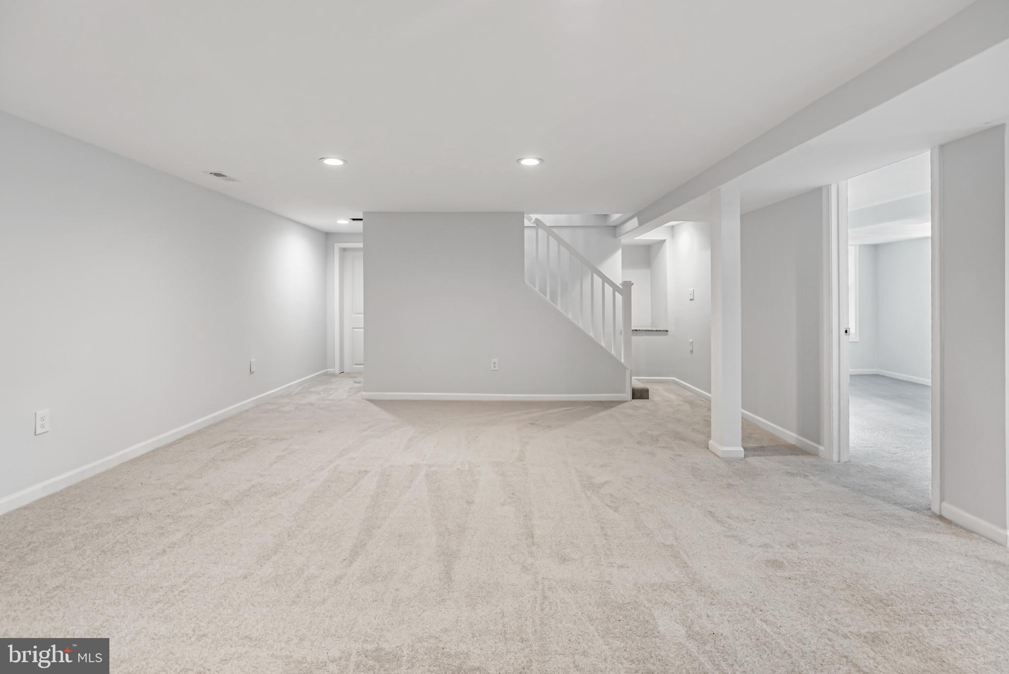 HAMPSTEAD - Residential