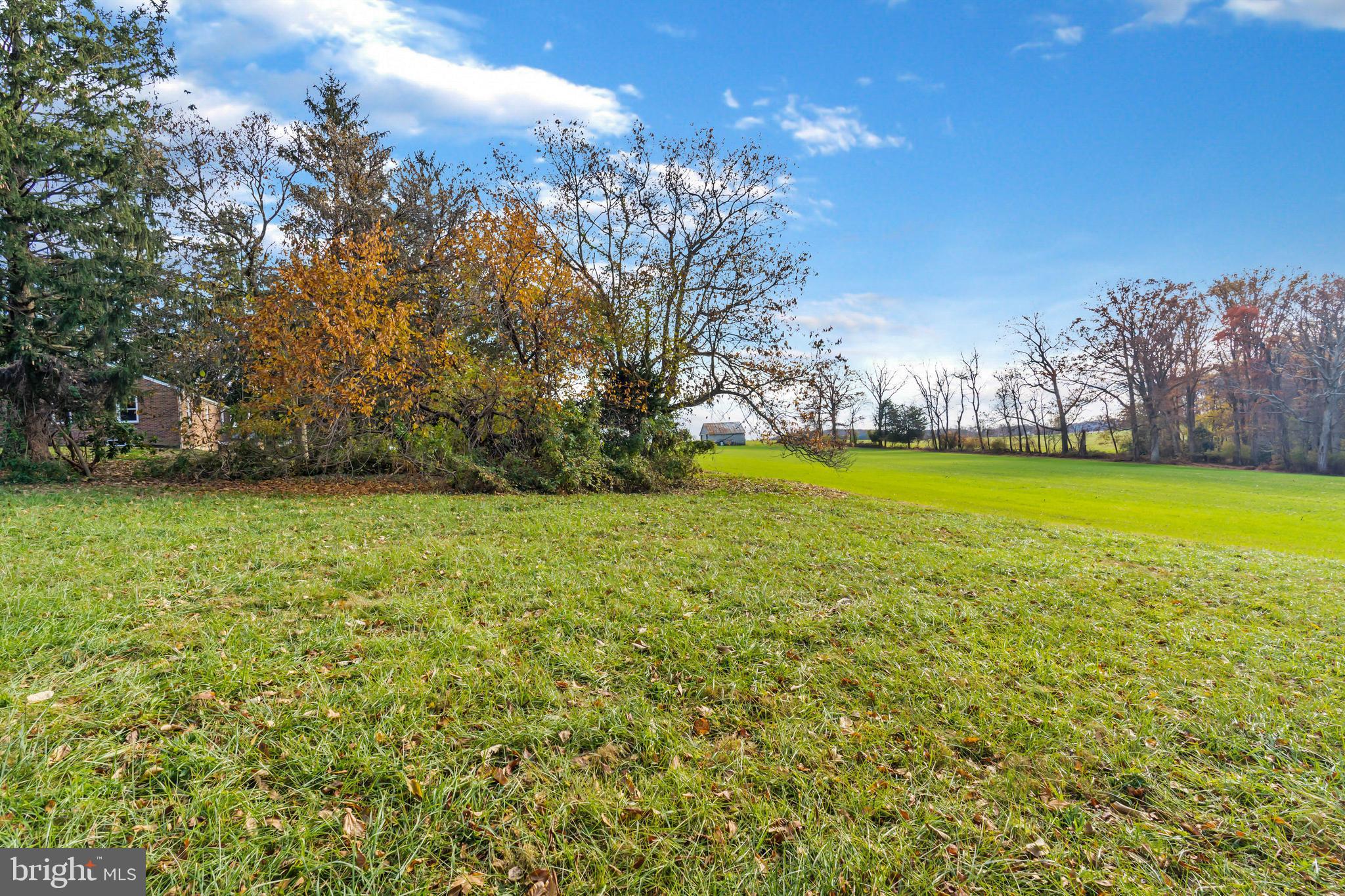 HAMPSTEAD - Residential