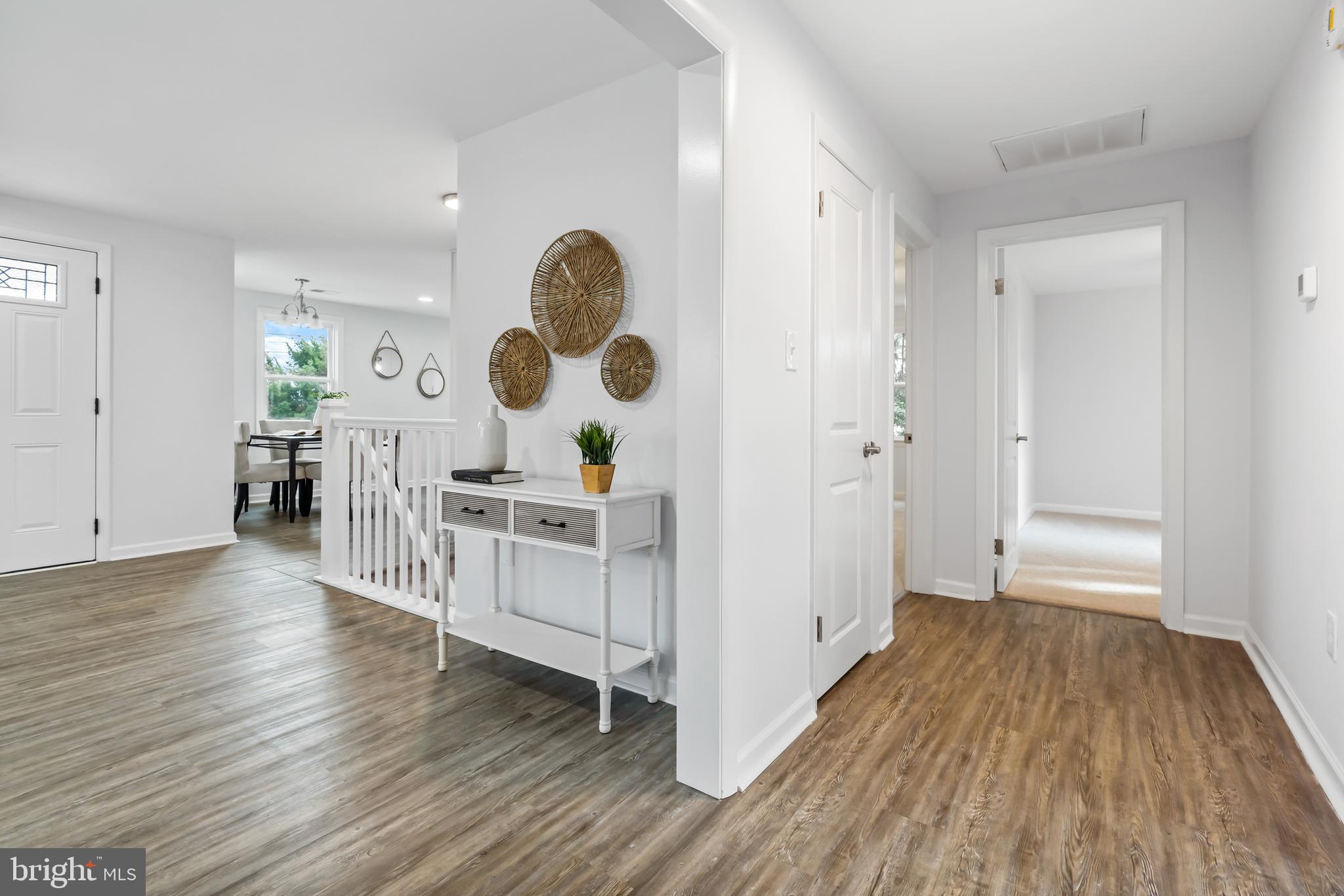 HAMPSTEAD - Residential