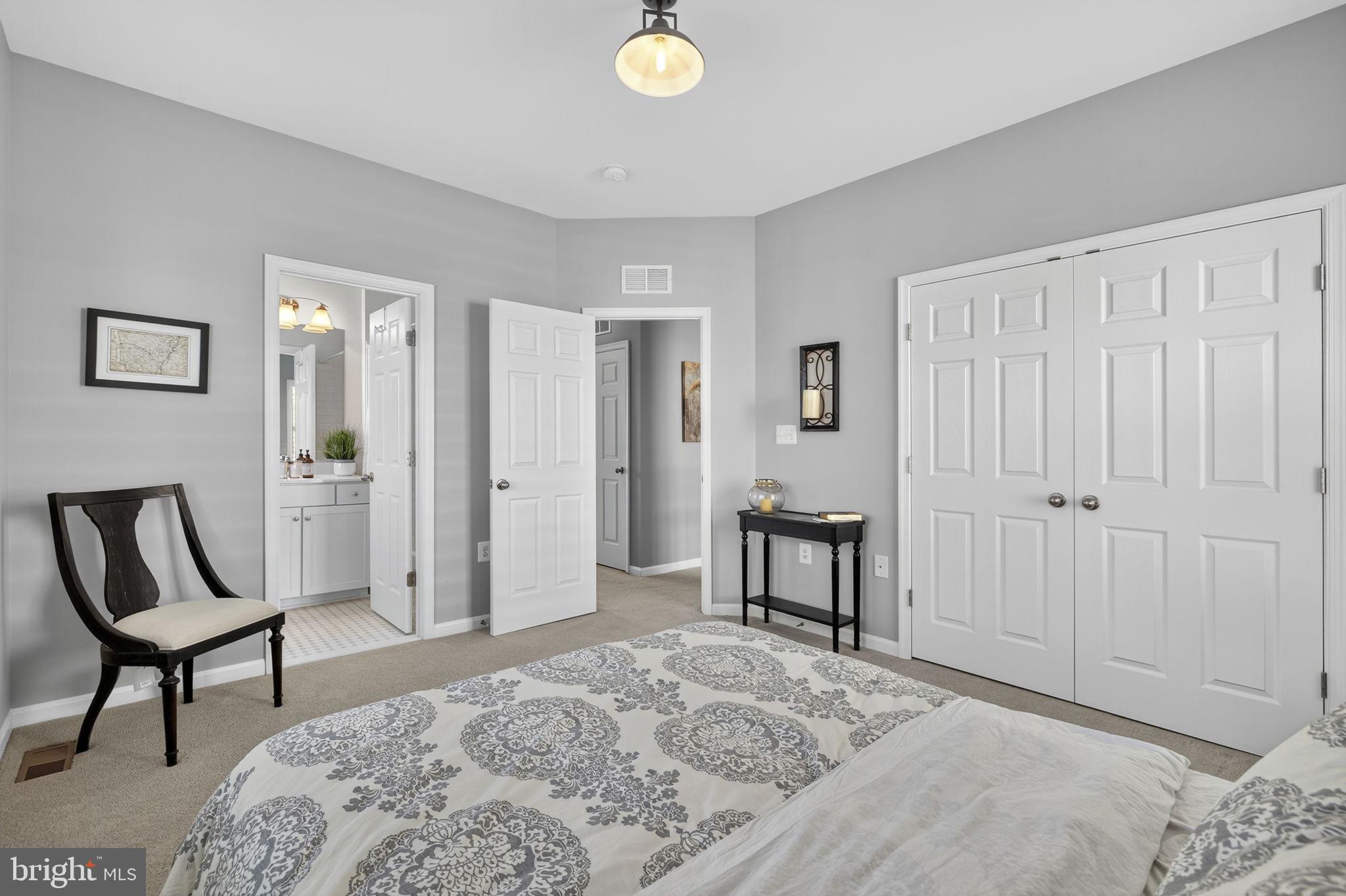 HUNTFIELD - Residential