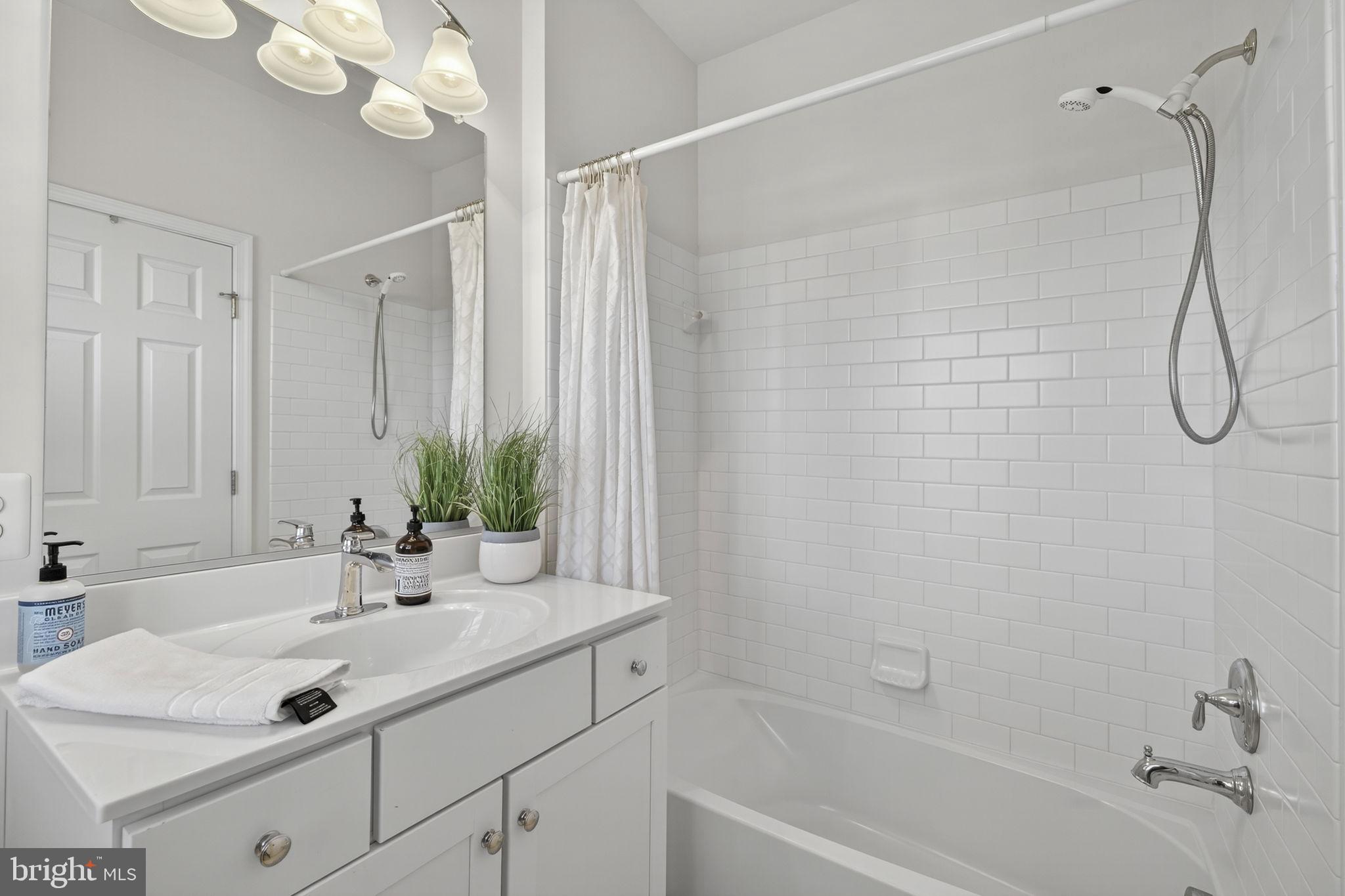 HUNTFIELD - Residential