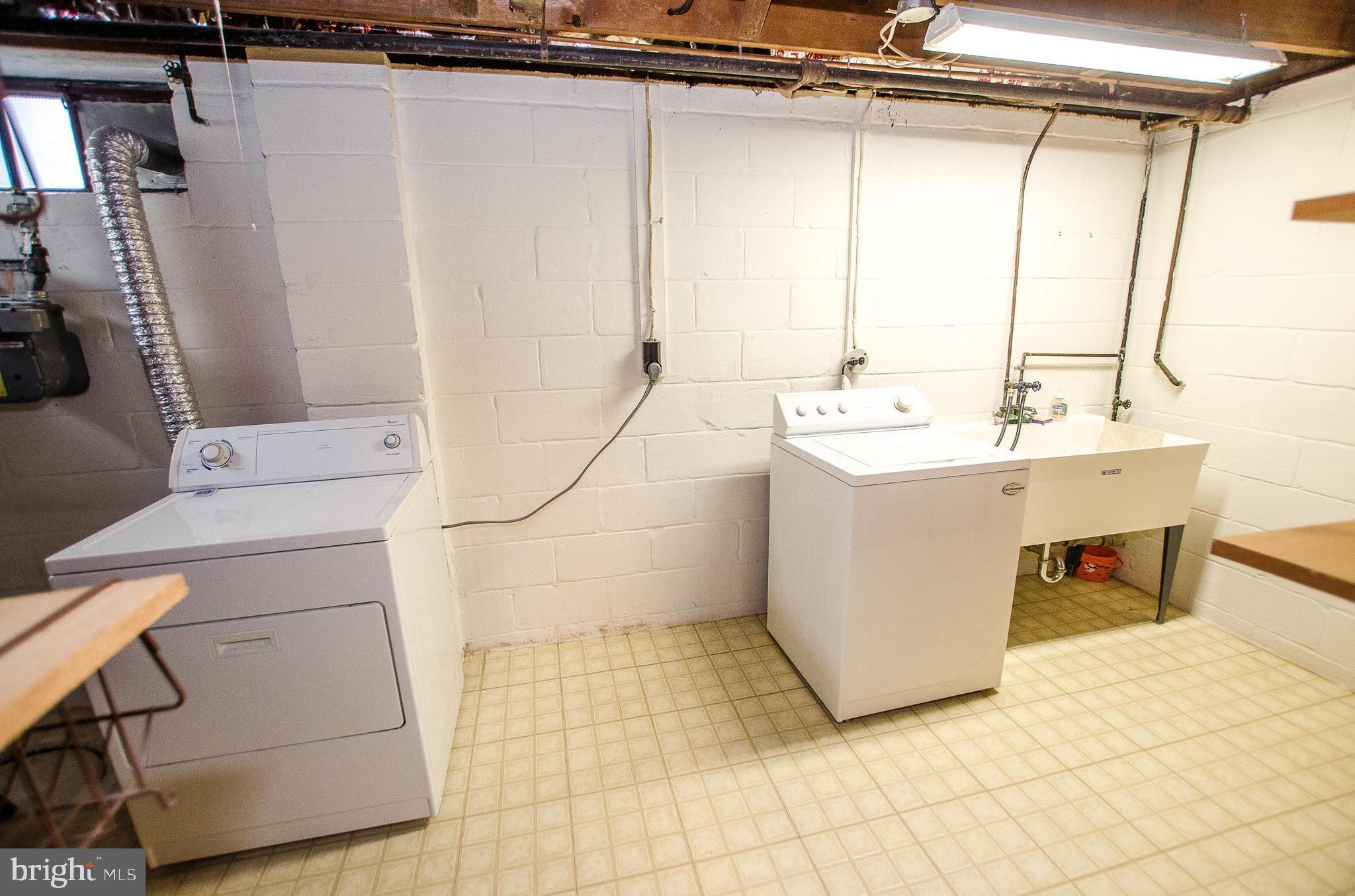 CAMPUS HILLS - Residential