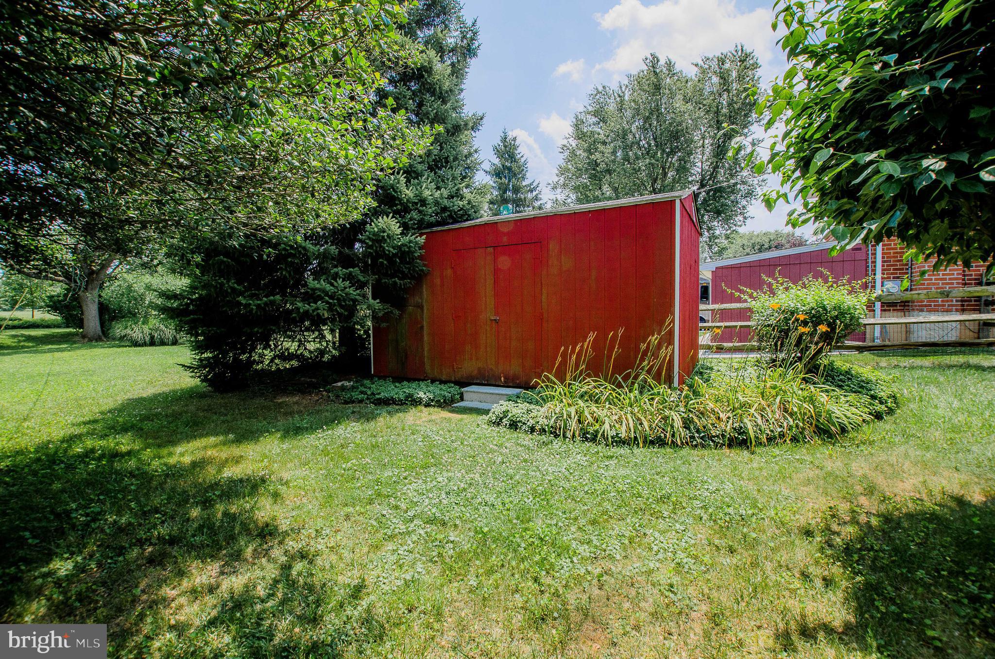 CAMPUS HILLS - Residential