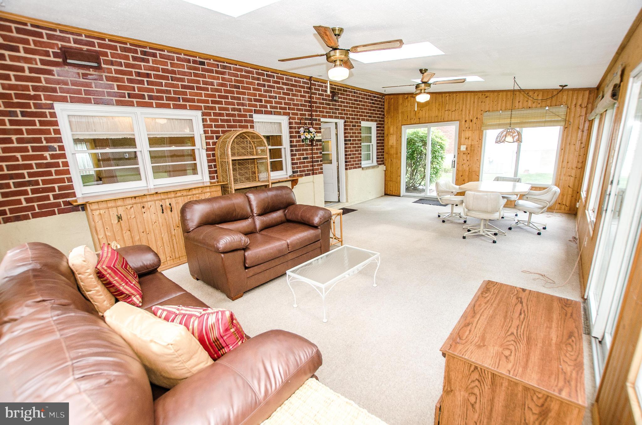 CAMPUS HILLS - Residential