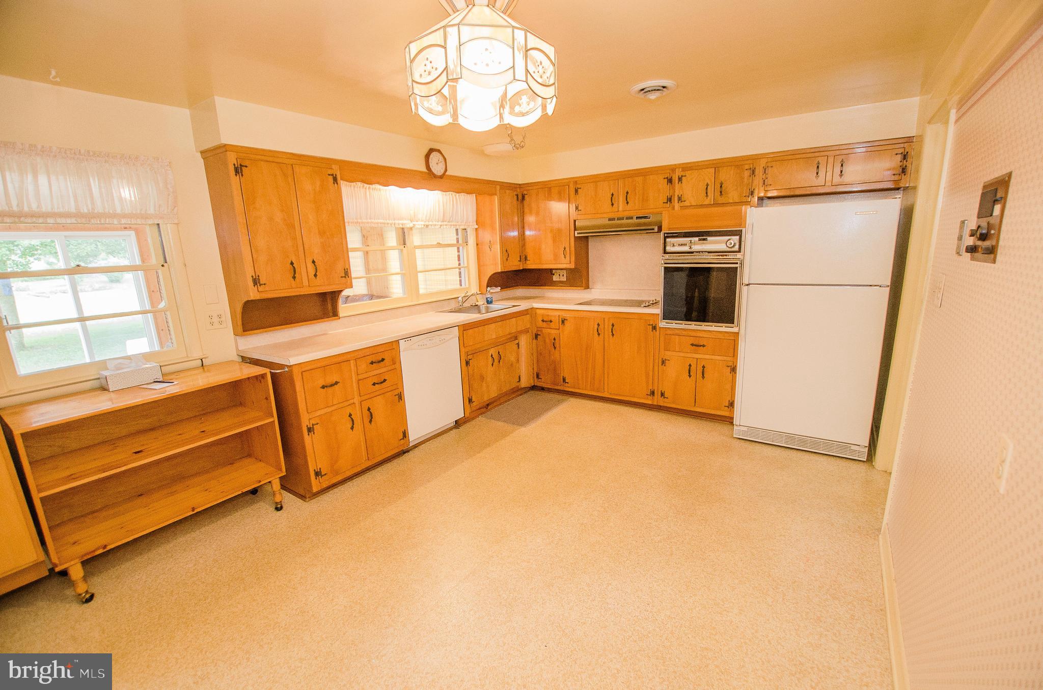 CAMPUS HILLS - Residential