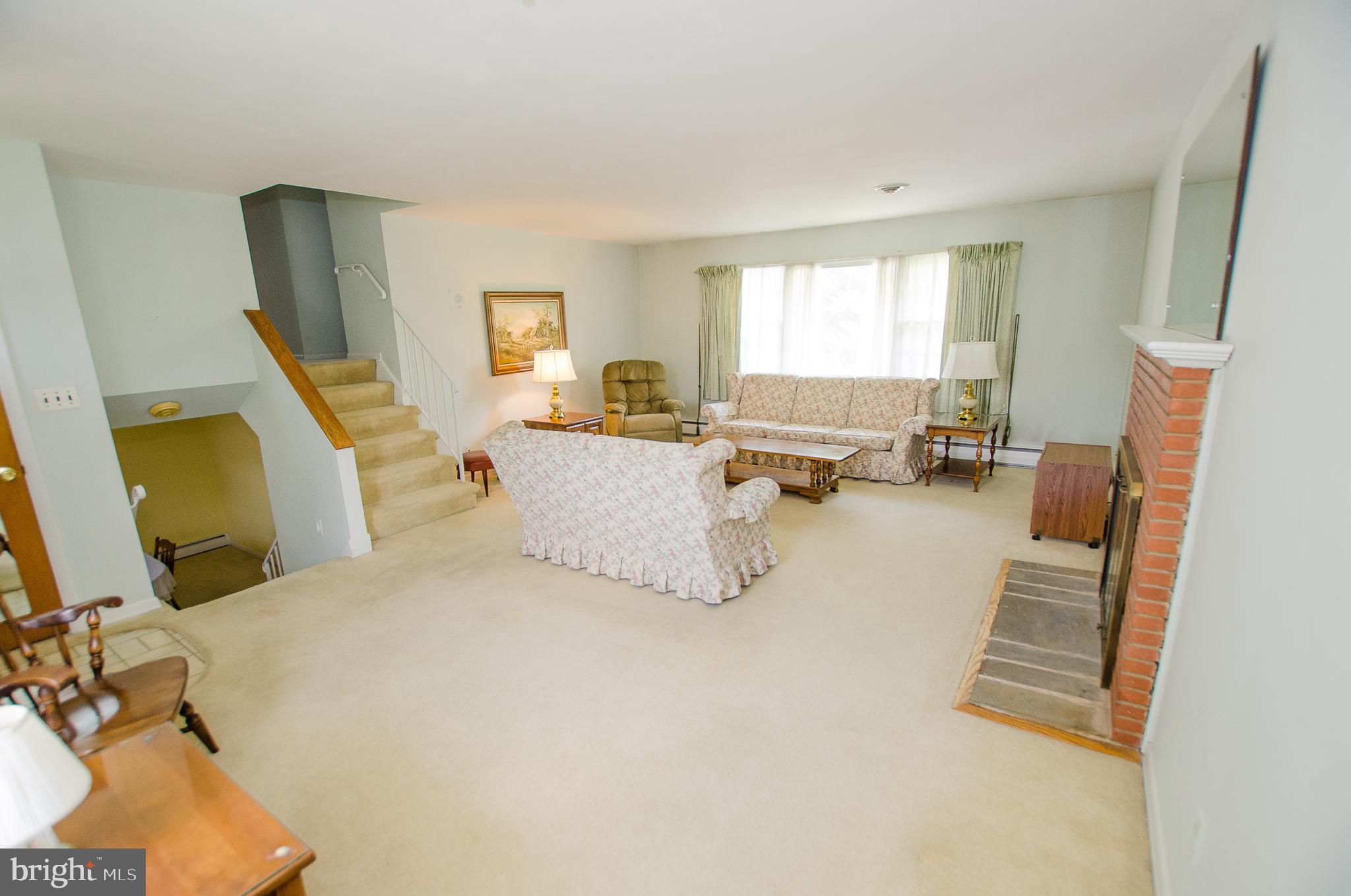 CAMPUS HILLS - Residential