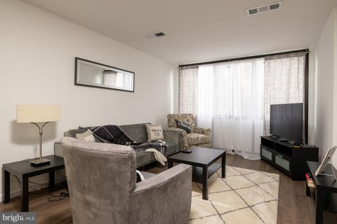 487 N ARMISTEAD STREET 101 ALEXANDRIA VA 22312