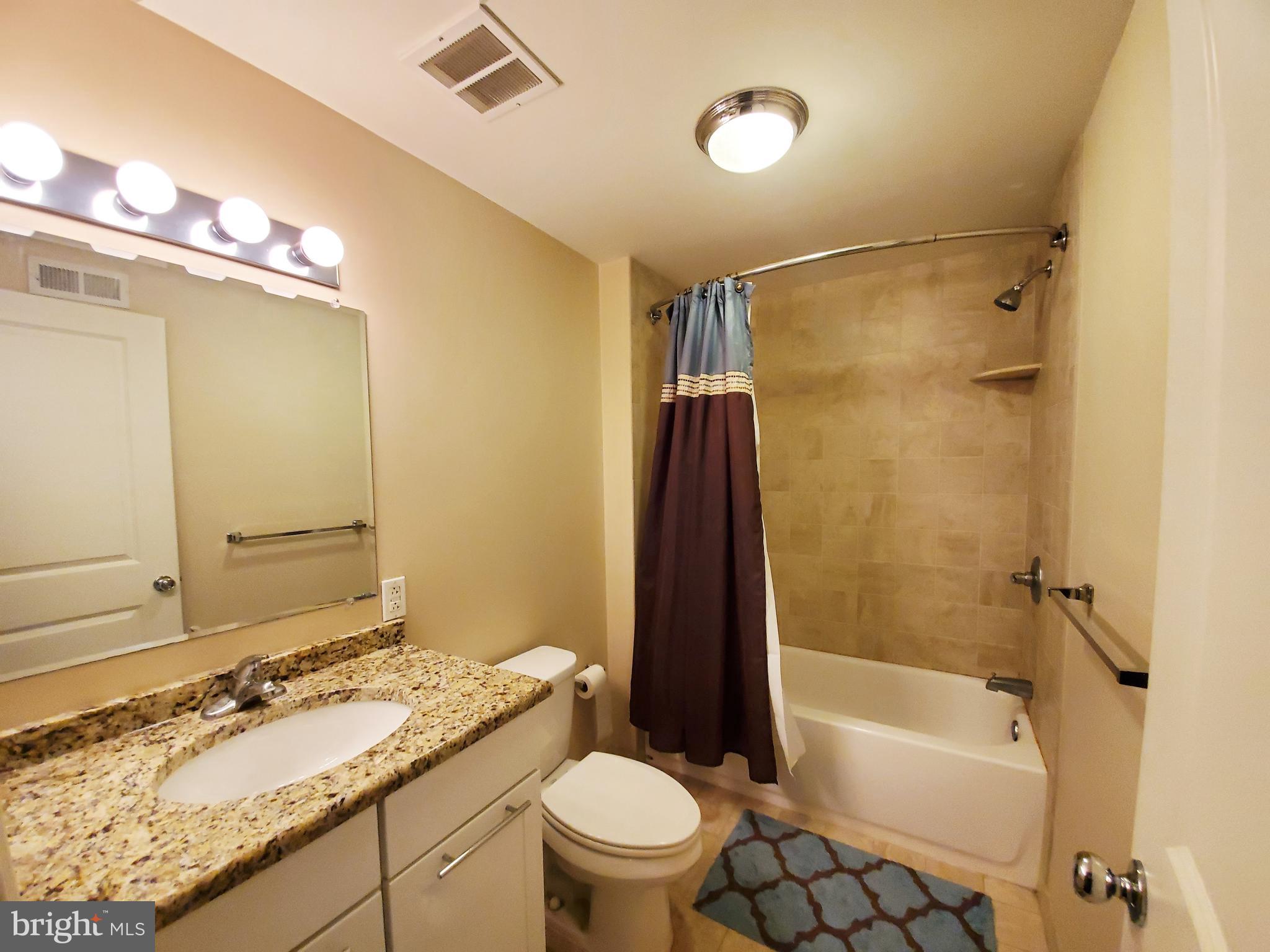 PHILADELPHIA - Residential Lease