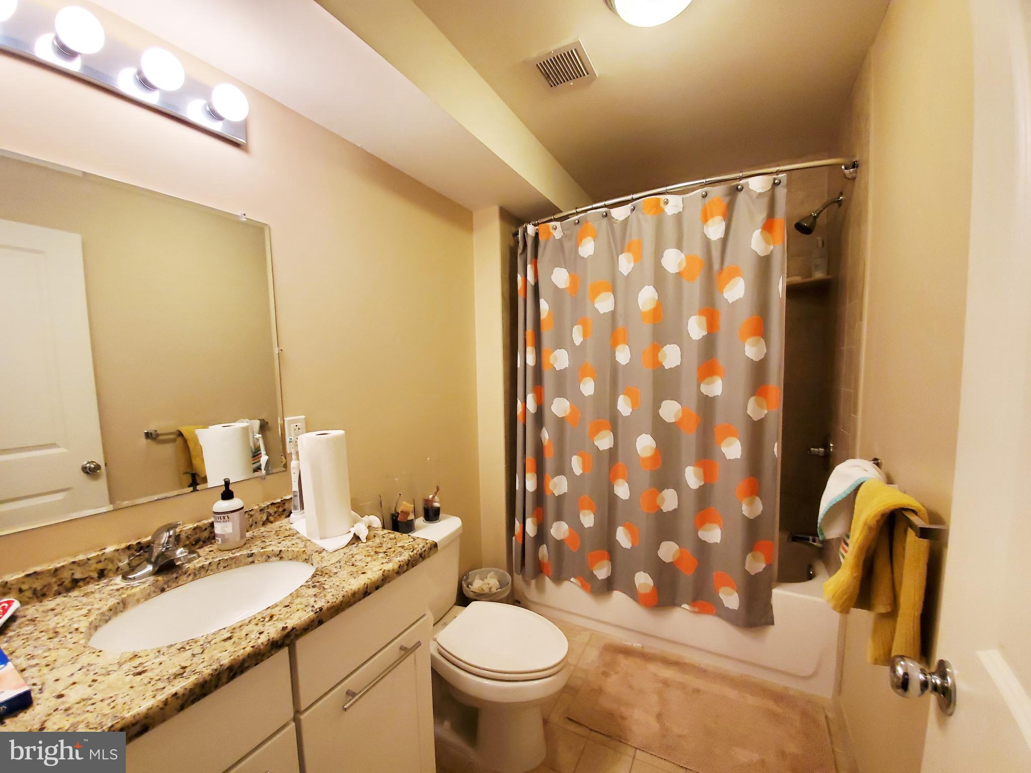 PHILADELPHIA - Residential Lease