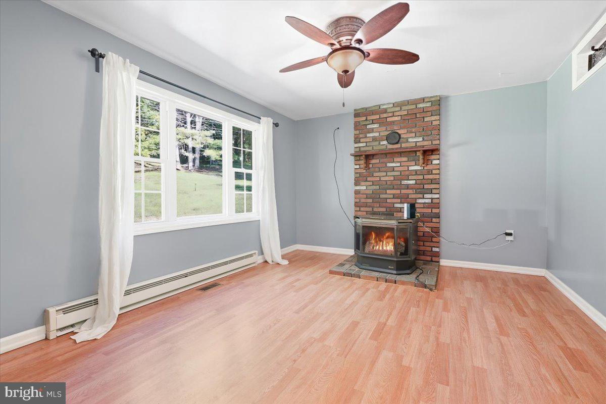 507 STARLITE COURT