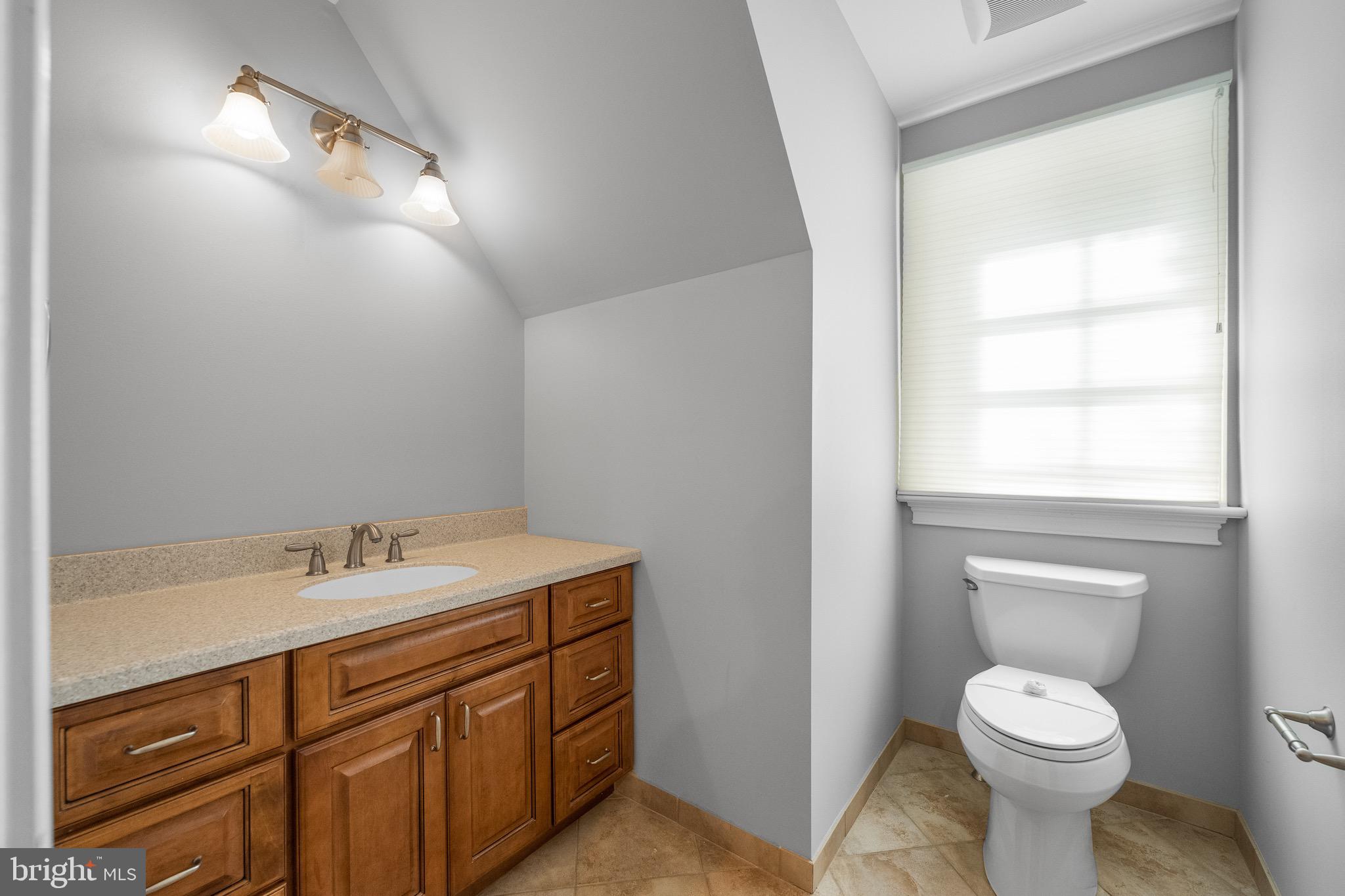 WHITE HORSE - Residential