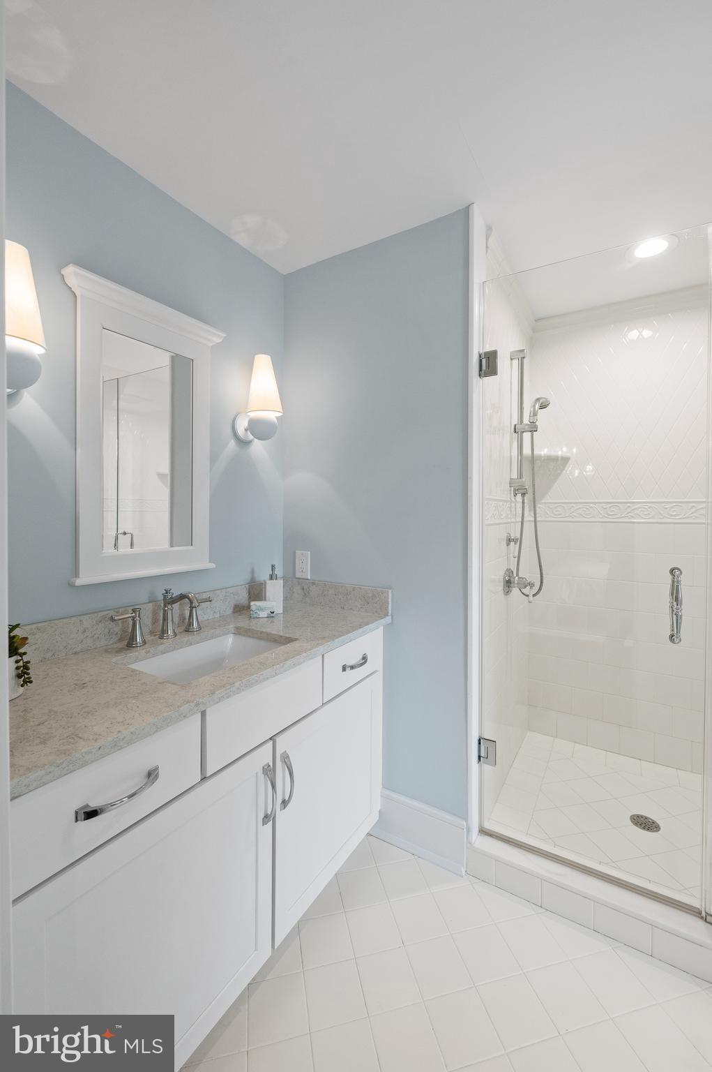 WHITE HORSE - Residential