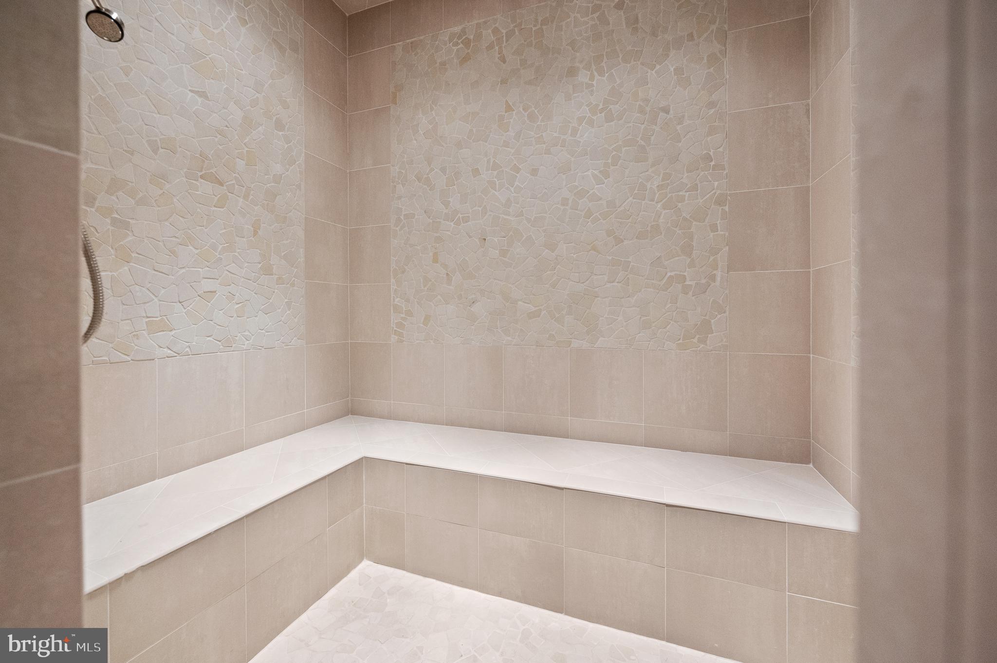 WHITE HORSE - Residential