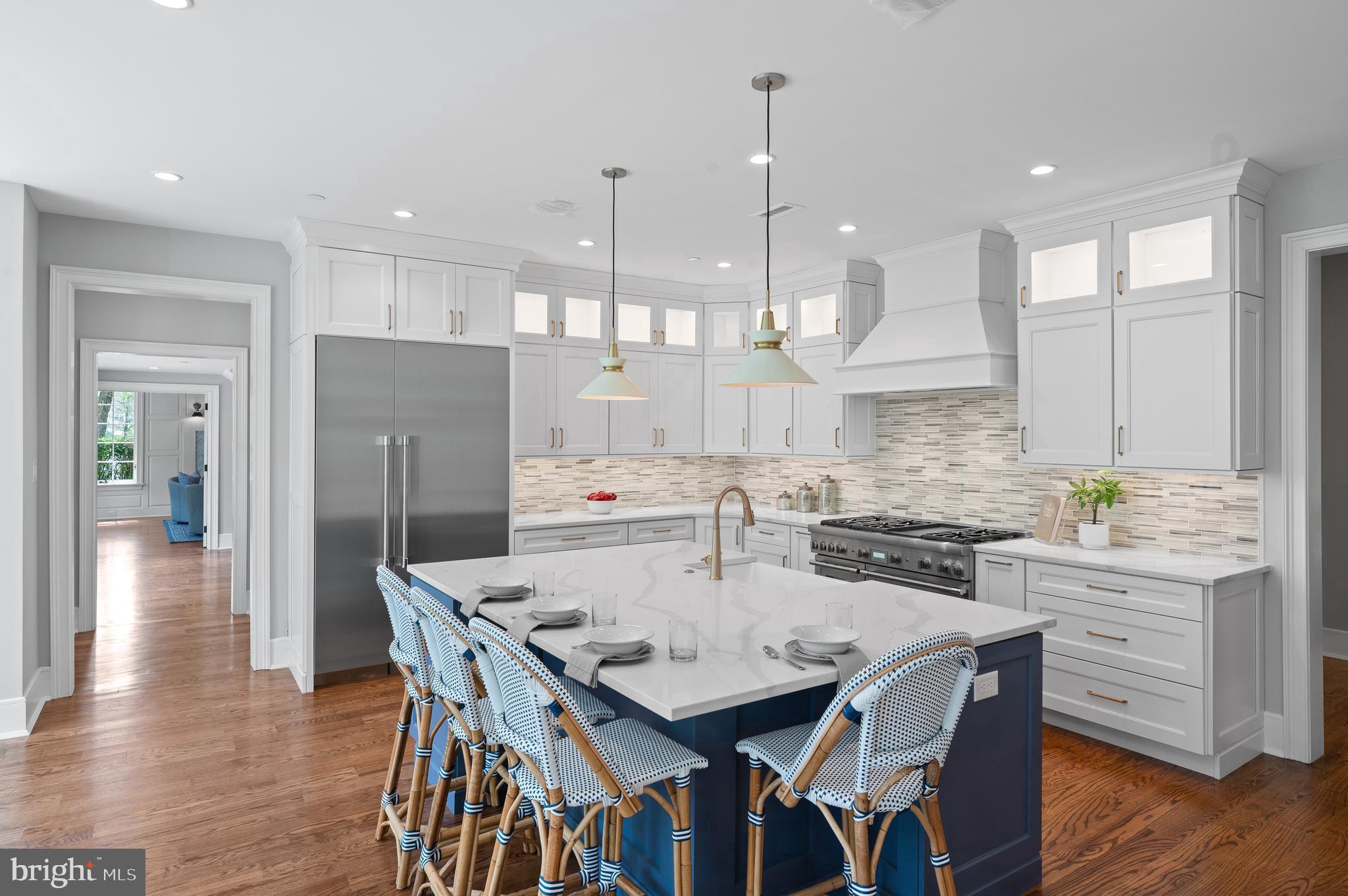 WHITE HORSE - Residential