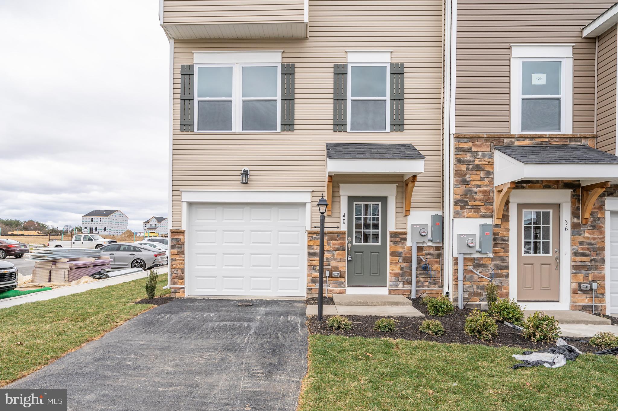 SOUTH BROOK - Residential Lease