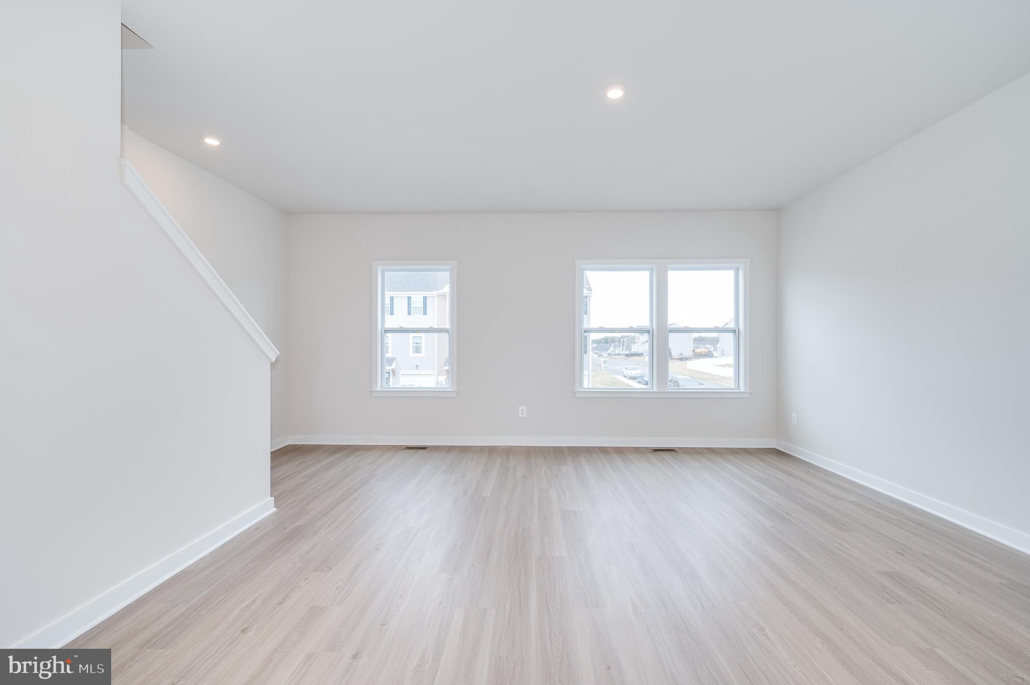 SOUTH BROOK - Residential Lease