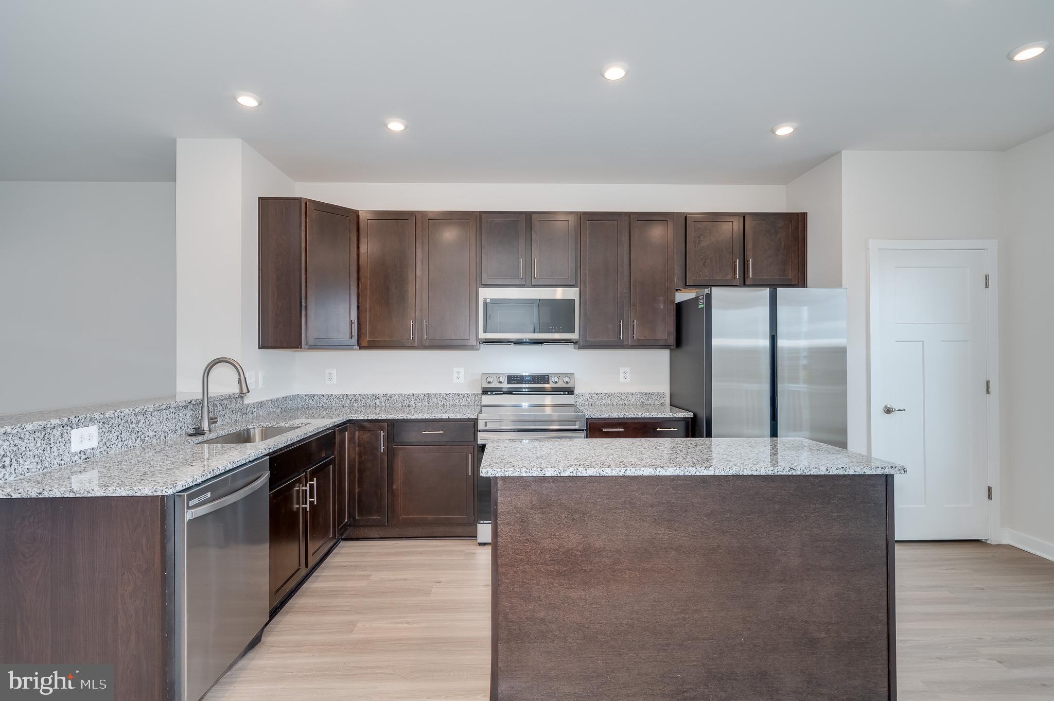 SOUTH BROOK - Residential Lease