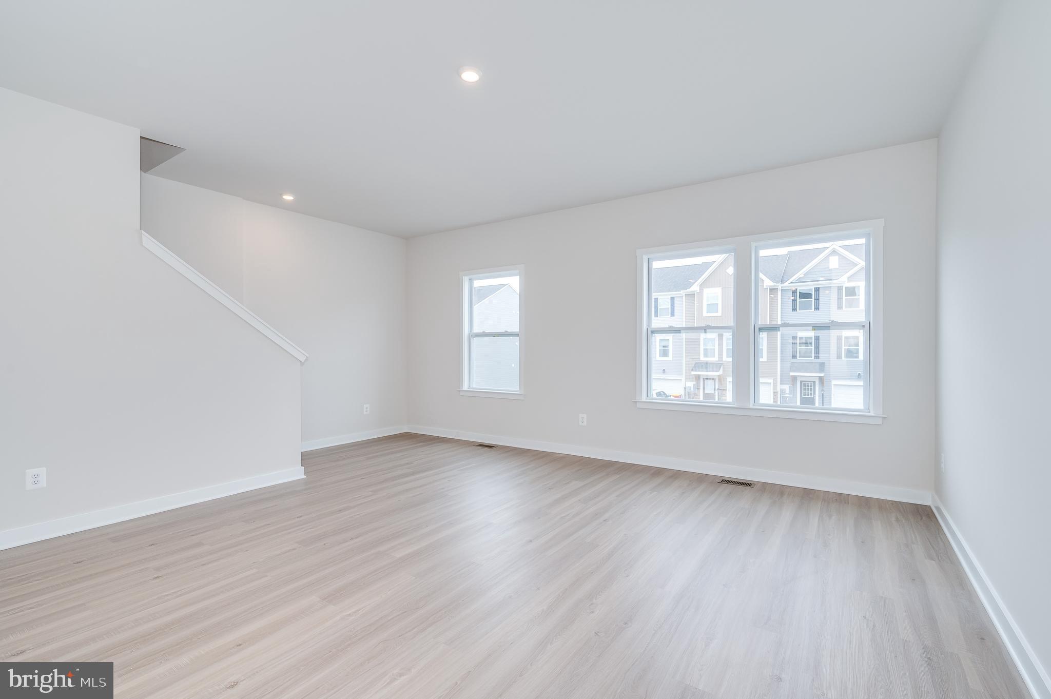 SOUTH BROOK - Residential Lease