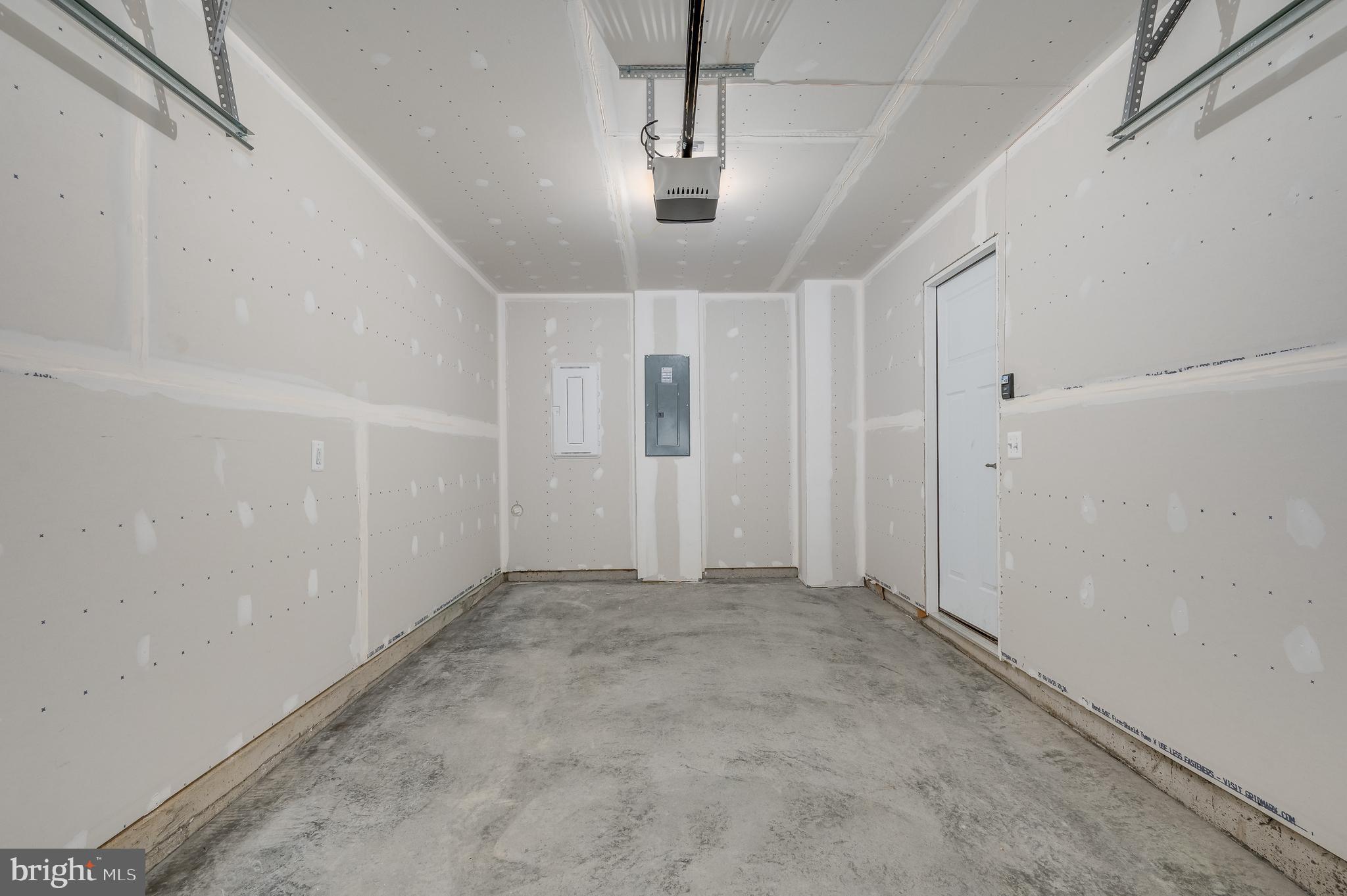 SOUTH BROOK - Residential Lease