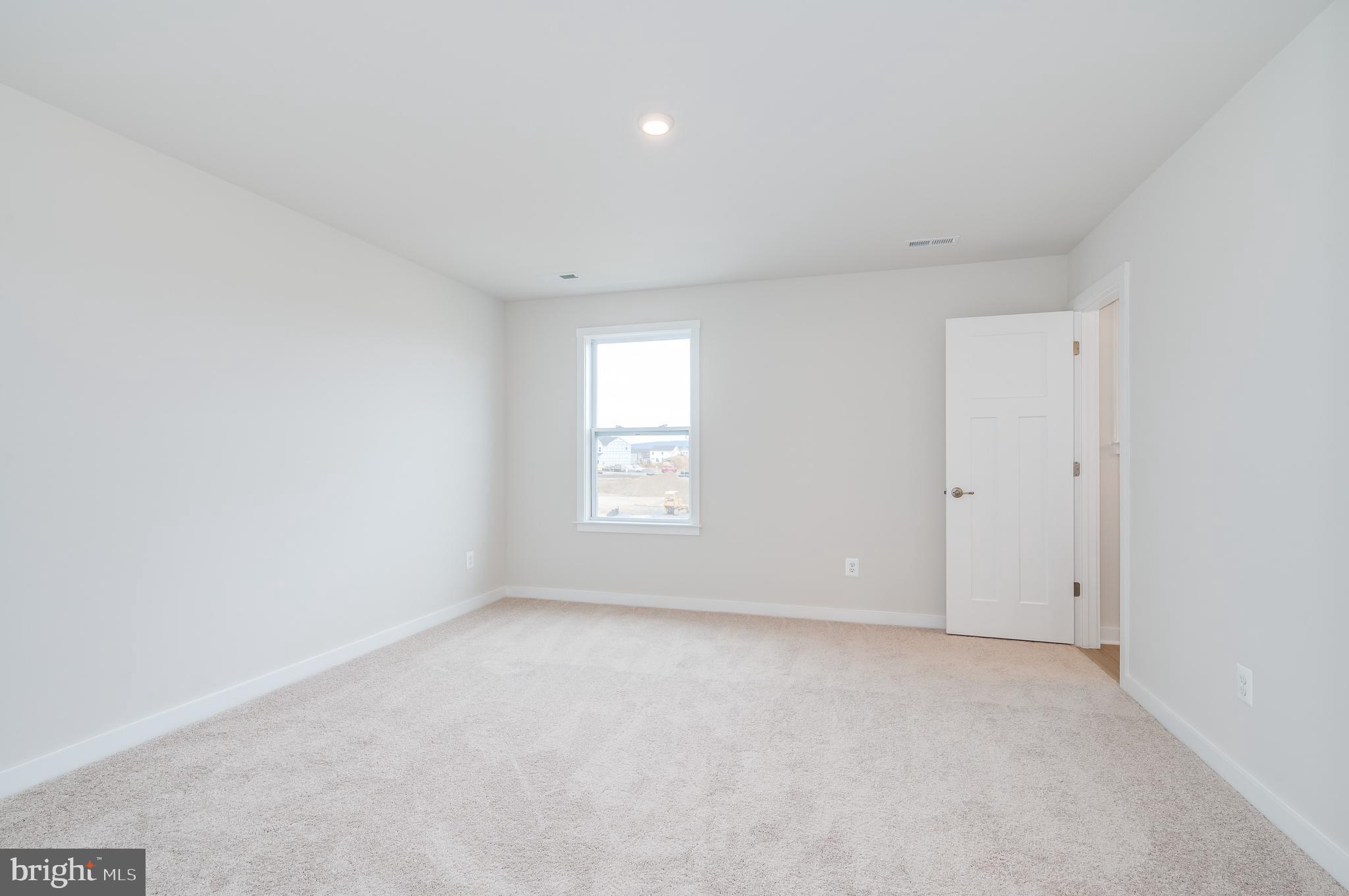 SOUTH BROOK - Residential Lease