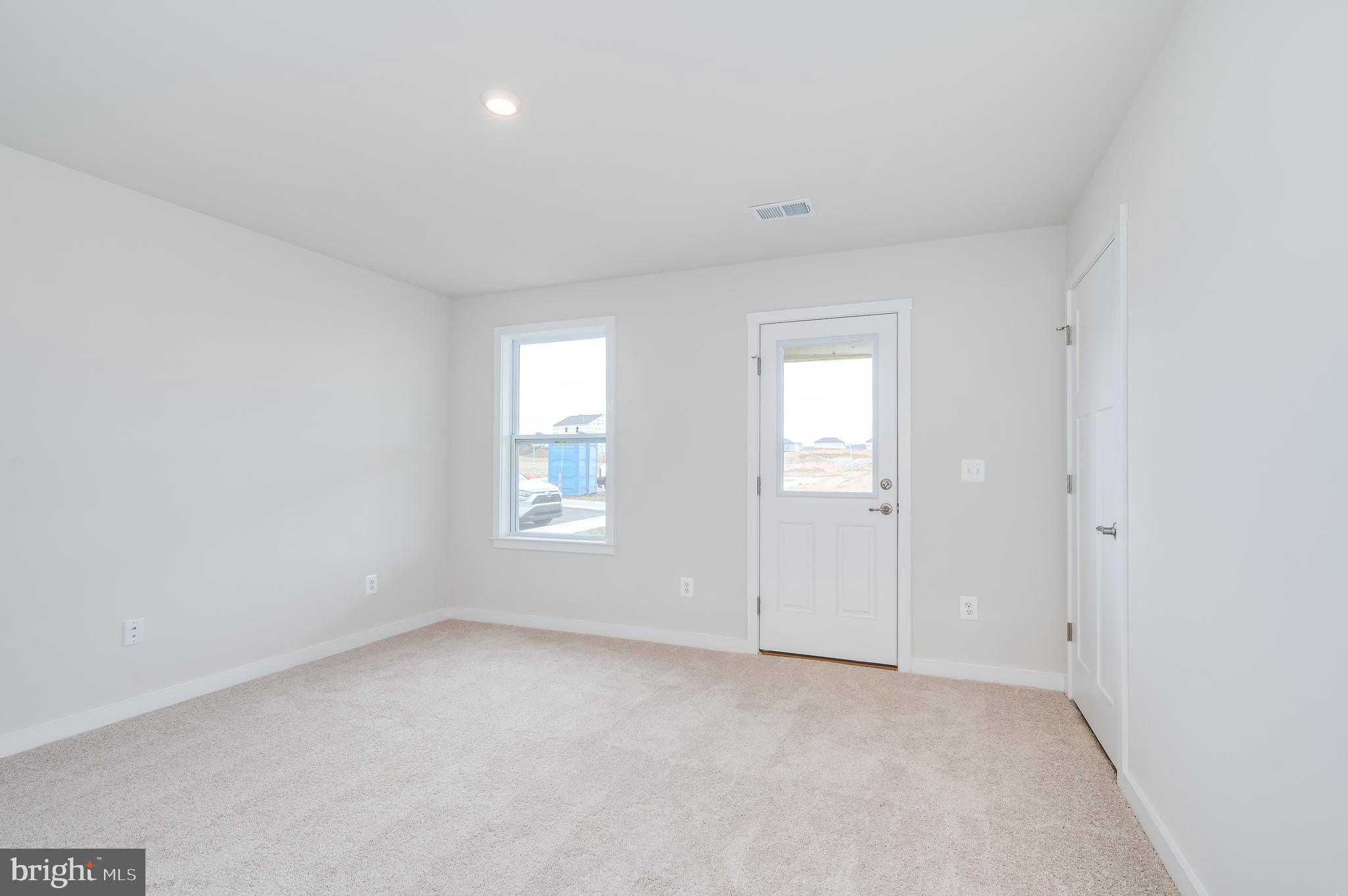 SOUTH BROOK - Residential Lease