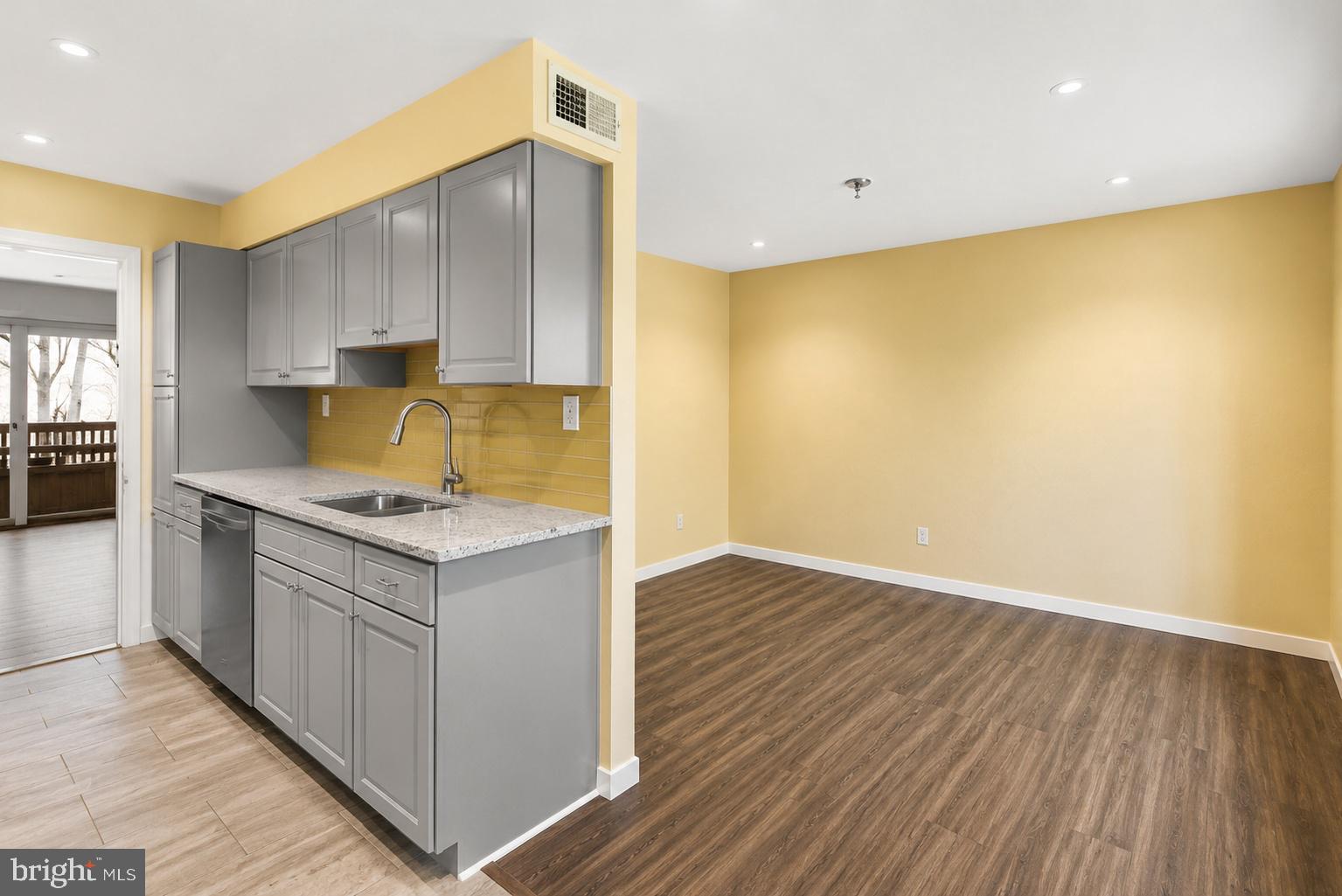 5239 W RUNNING BROOK ROAD 302