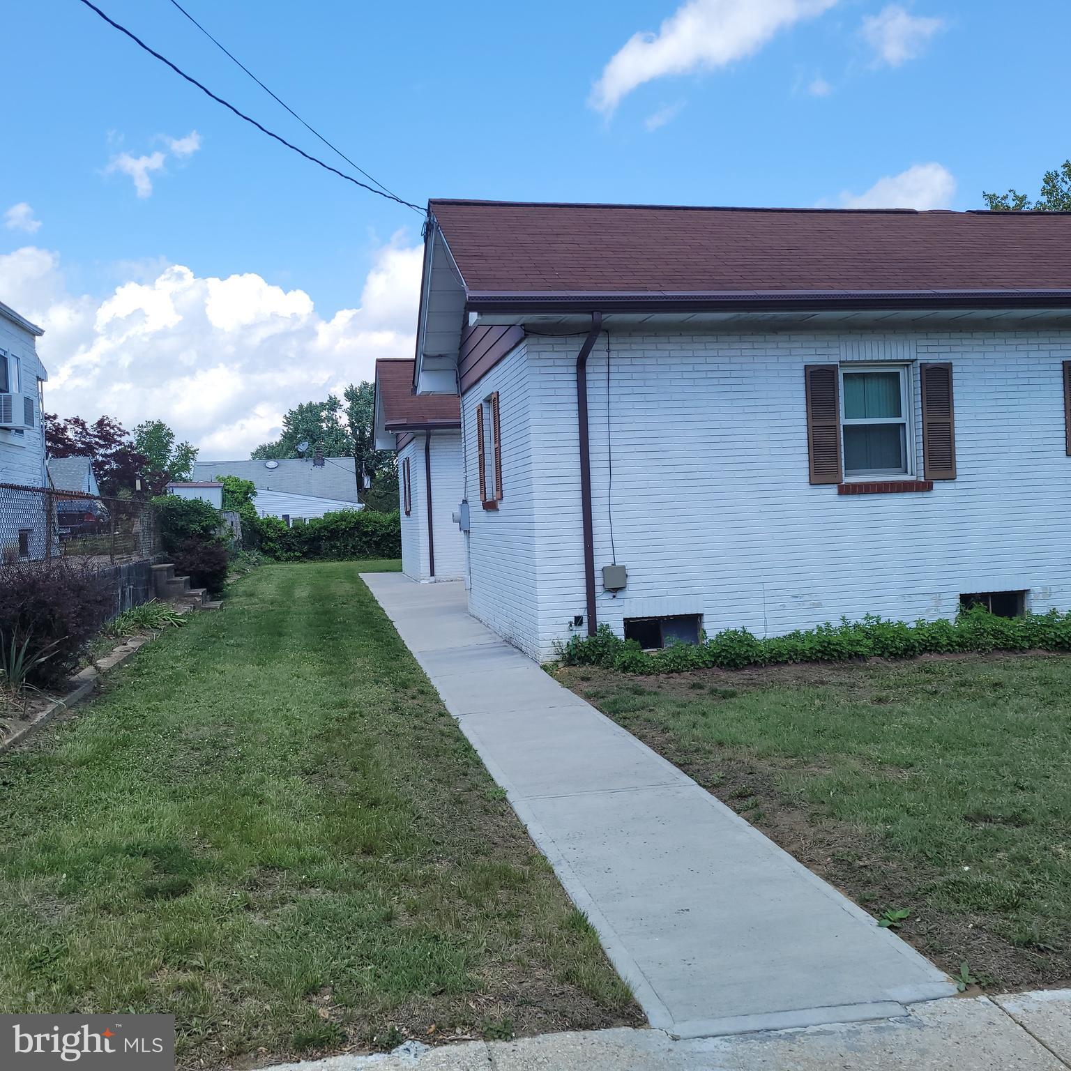 901 CENTRAL AVENUE