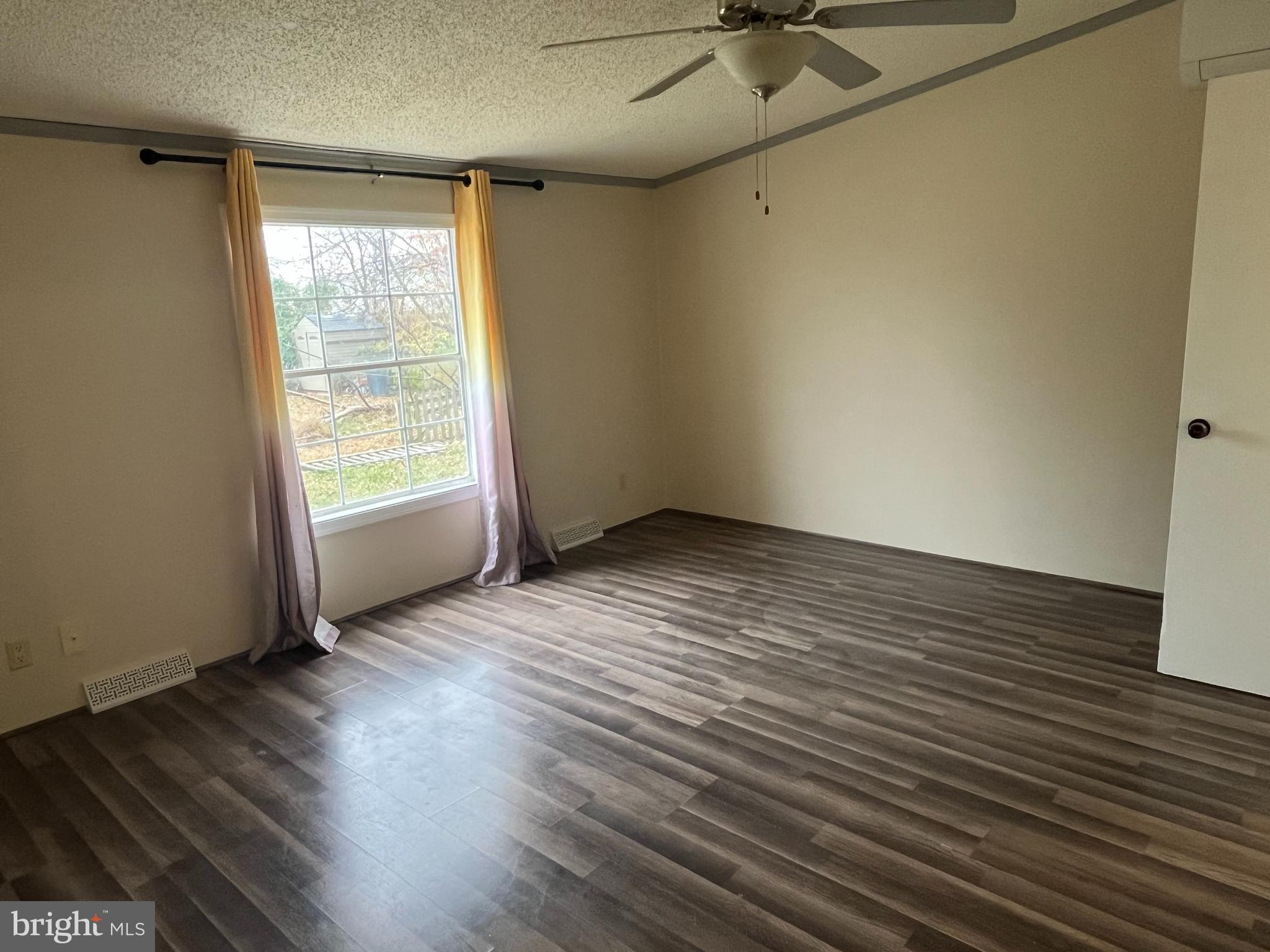 ROYAL CREST ESTATES - Residential