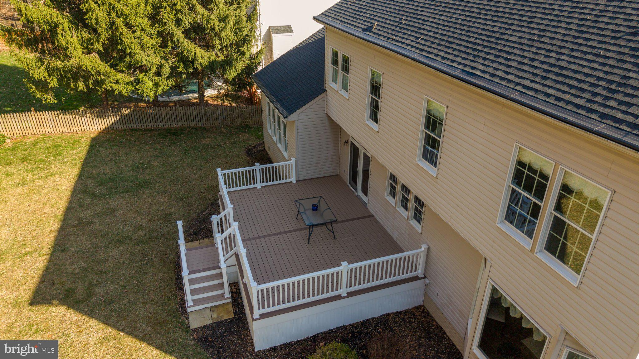 VINEYARD OAK - Residential